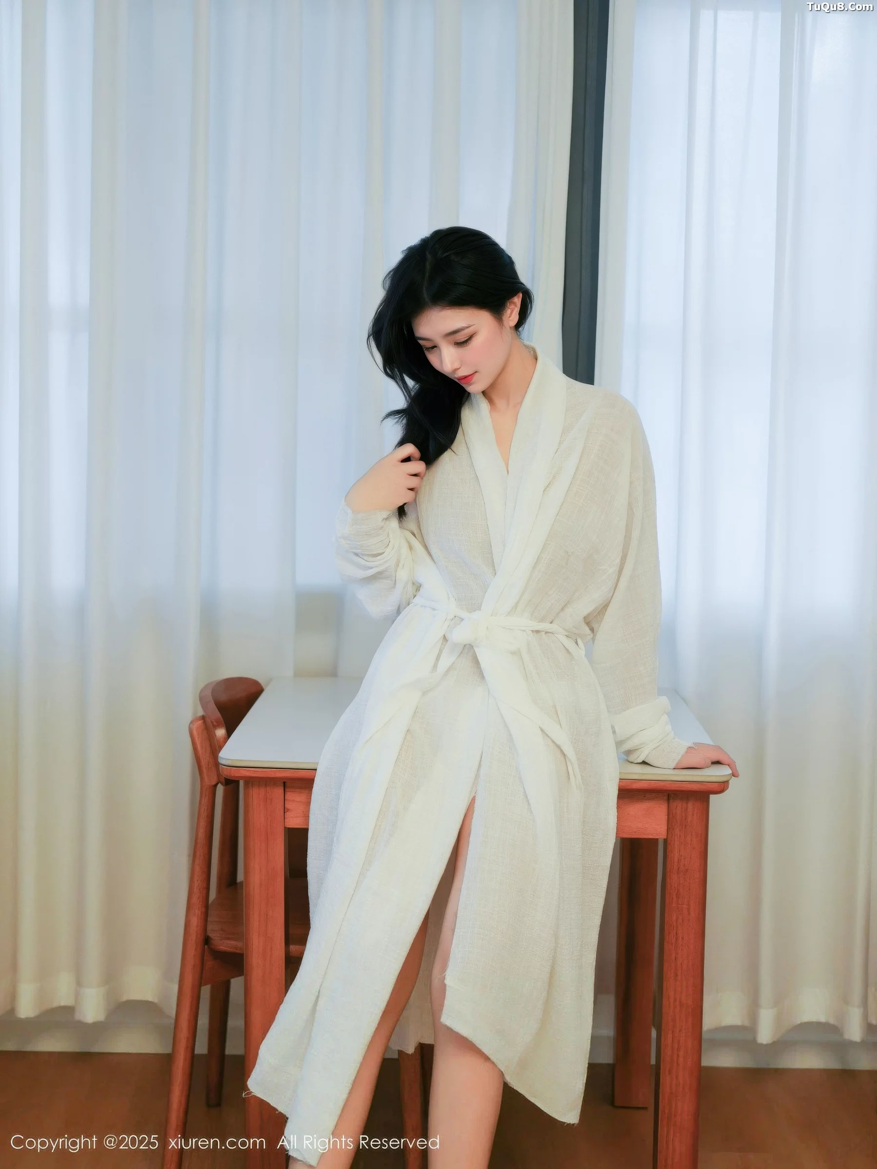 林悦溪儿性感白色长浴袍配白色高跟秀修长美腿撩人绝美写真 第 11 张
