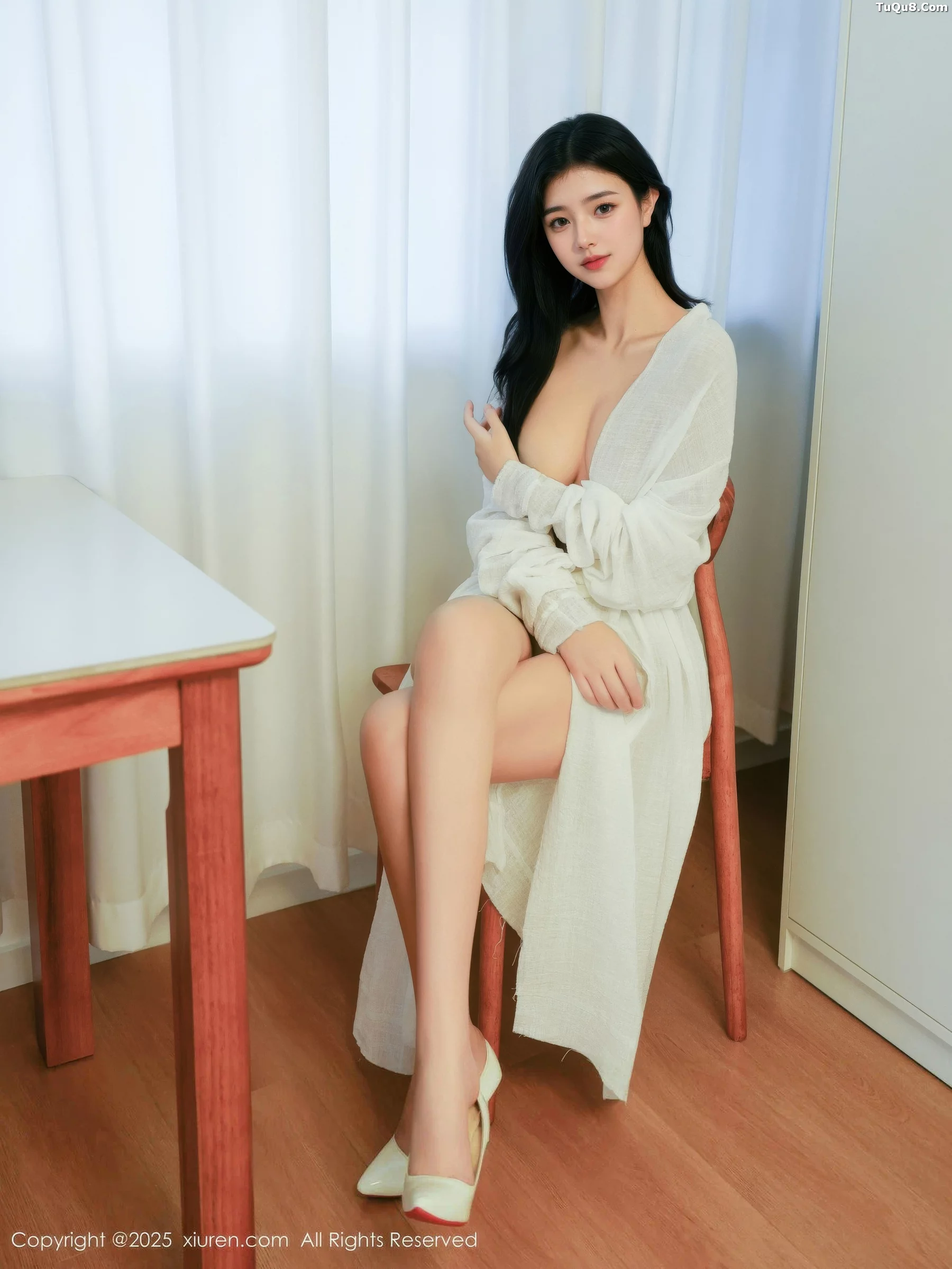 林悦溪儿性感白色长浴袍配白色高跟秀修长美腿撩人绝美写真 第 34 张
