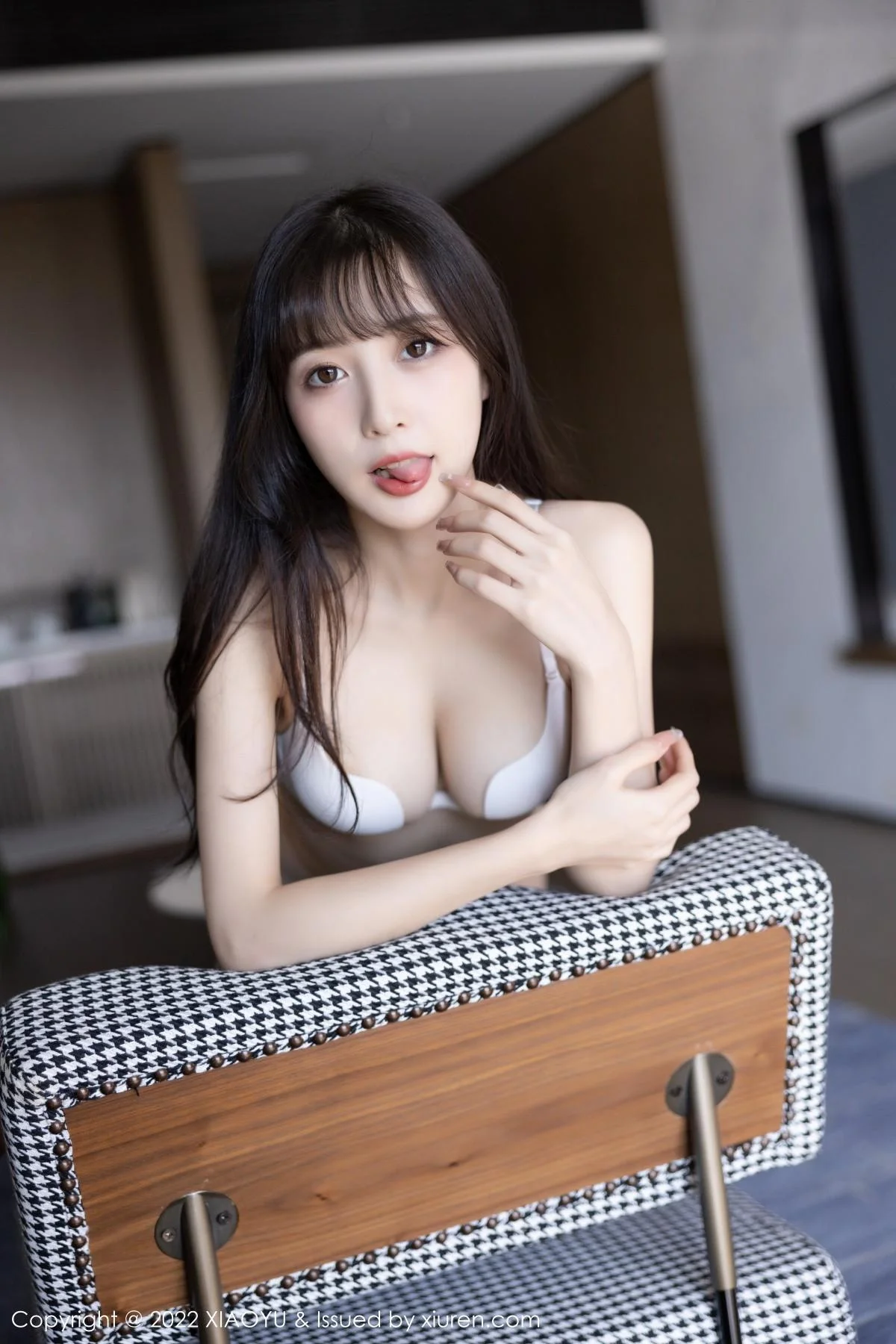 林星阑白色连衣裙配超薄肉丝露性感白色内衣迷人绝美写真 第 105 张
