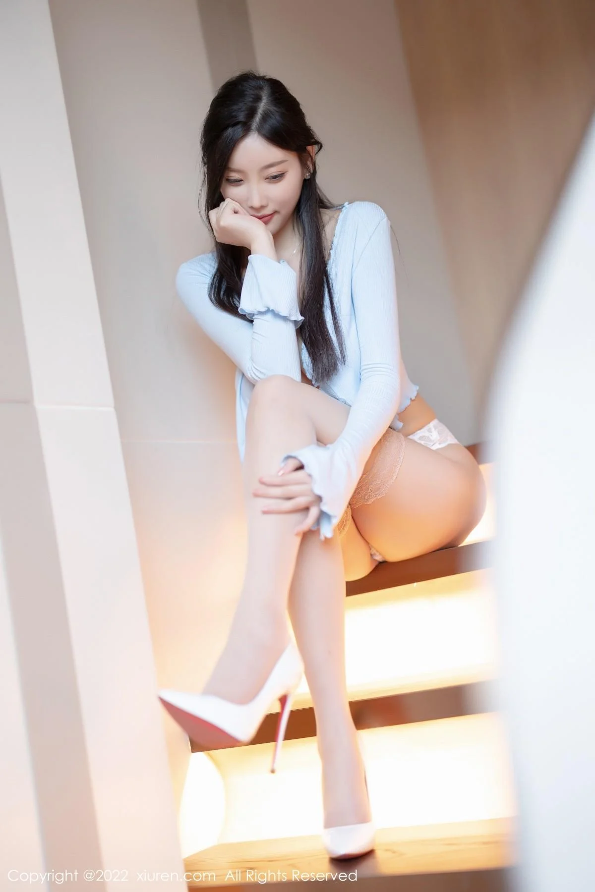 杨晨晨Yome都市丽人系列淡蓝长裙配蕾丝袜完美绝美写真 第 91 张