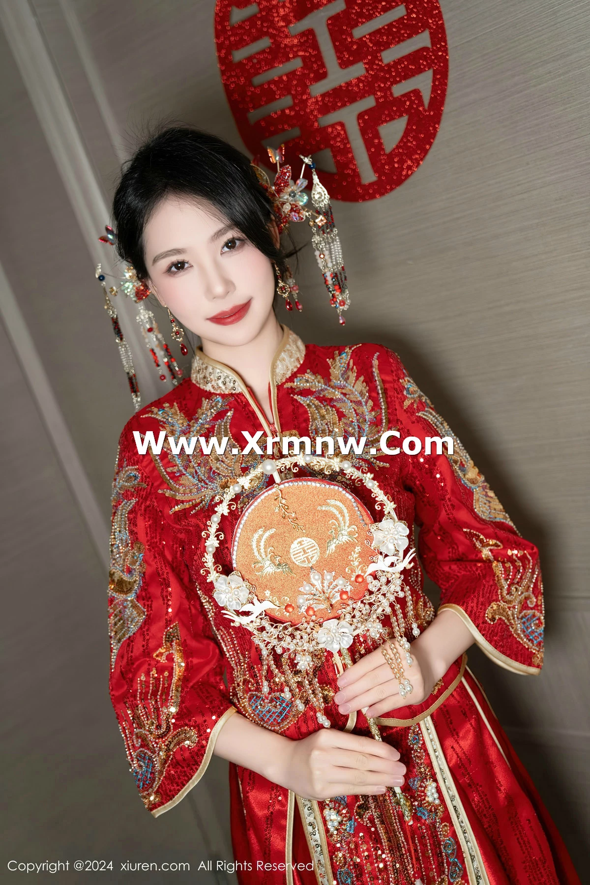 利世性感红色新娘妆露红色内衣配超薄闪亮肉丝完美绝美写真 第 15 张
