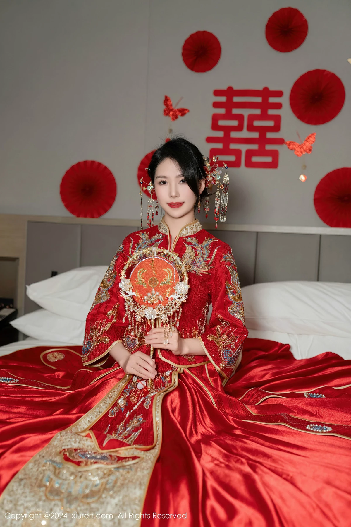 利世性感红色新娘妆露红色内衣配超薄闪亮肉丝完美绝美写真 第 43 张