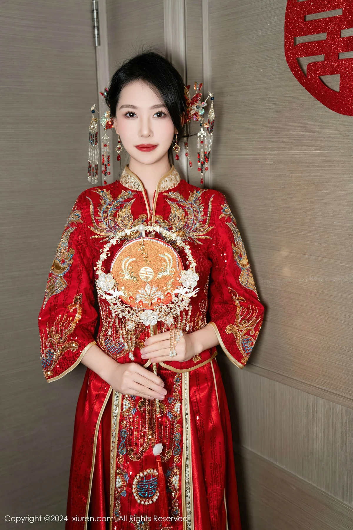 利世性感红色新娘妆露红色内衣配超薄闪亮肉丝完美绝美写真 第 8 张