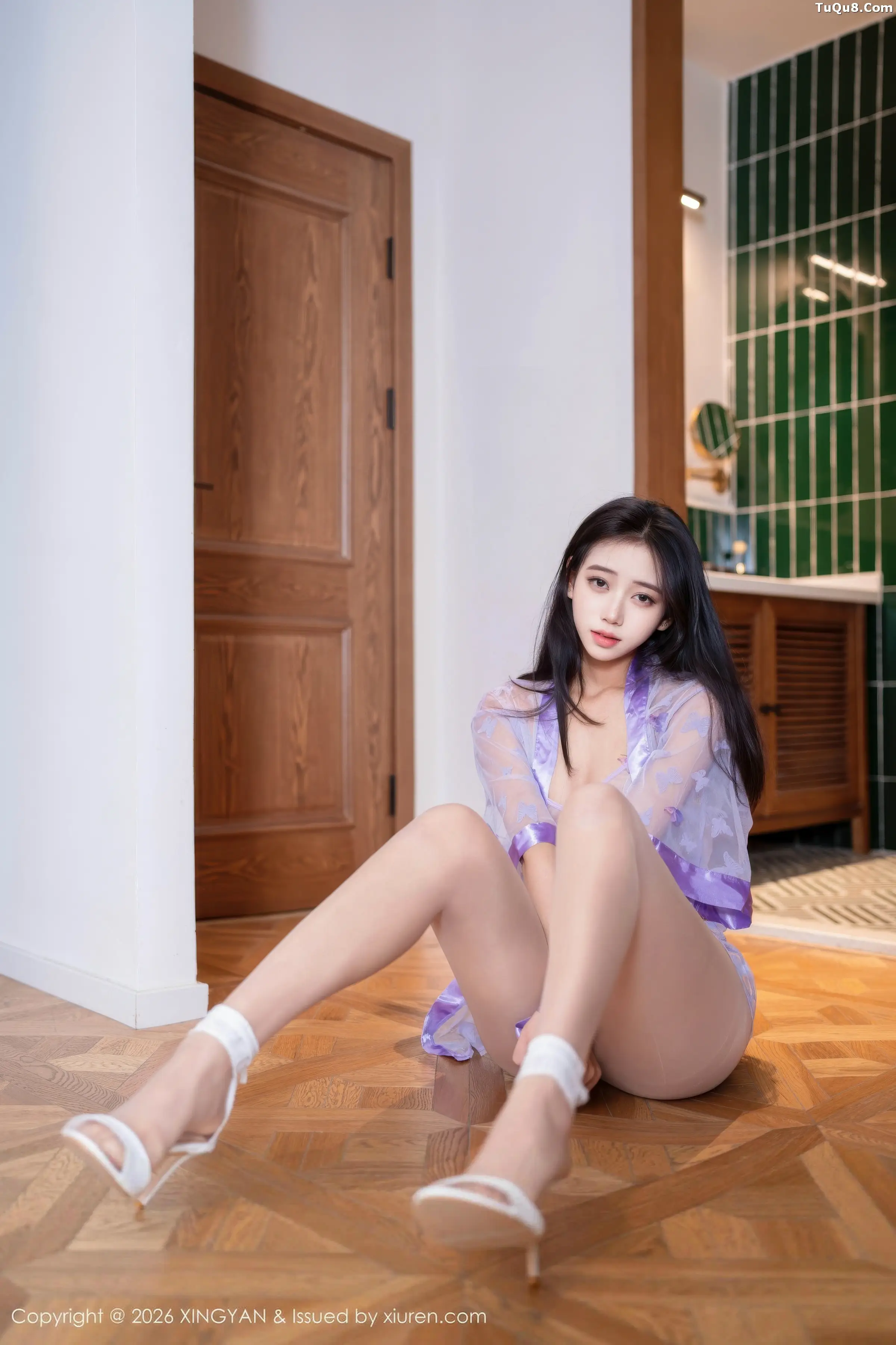 时安安性感紫色薄纱上衣配超薄肉丝秀惹火身材绝美写真 第 34 张