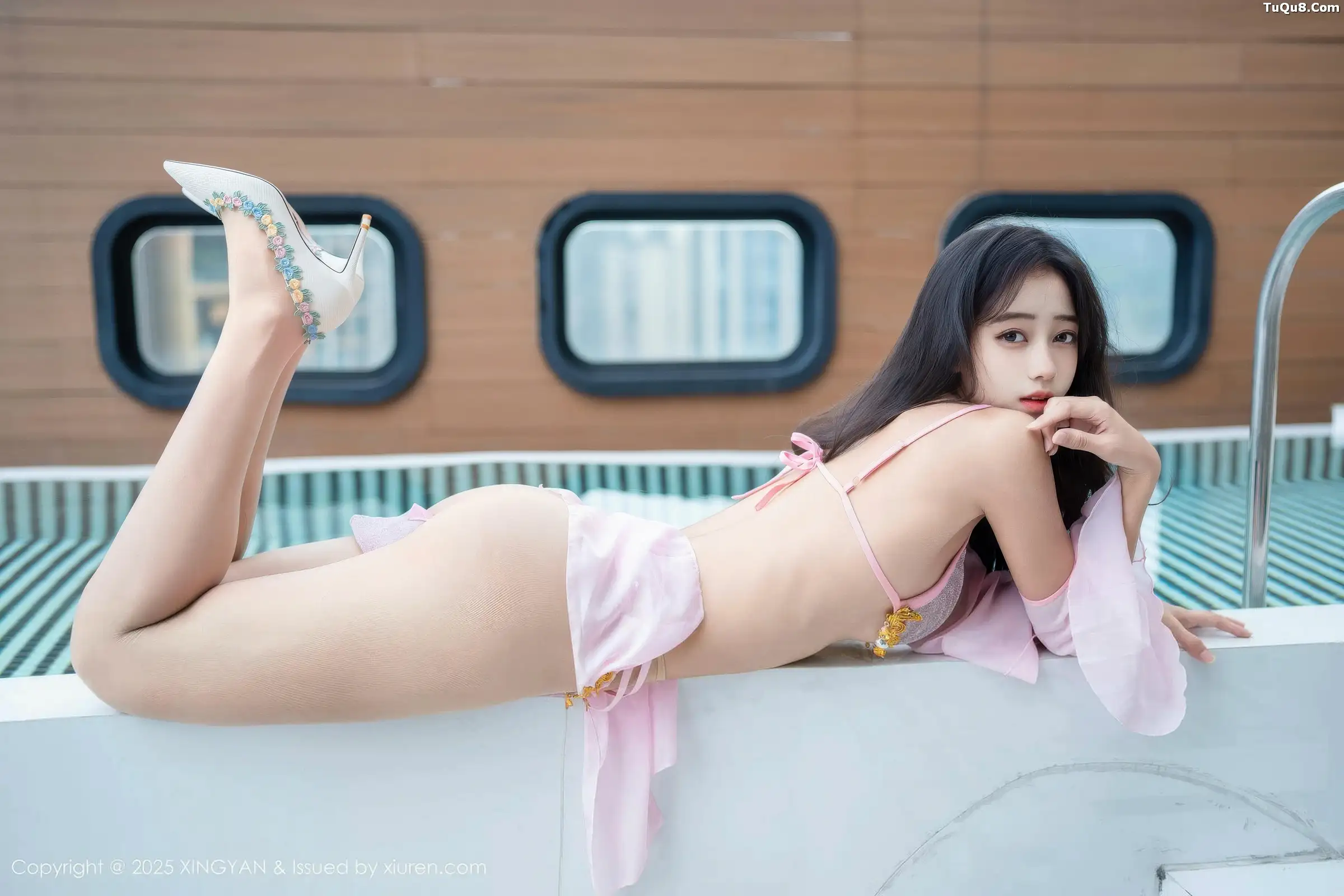 时安安泳池性感紫色泳衣配超薄肉丝秀柔美身姿绝美写真 第 56 张