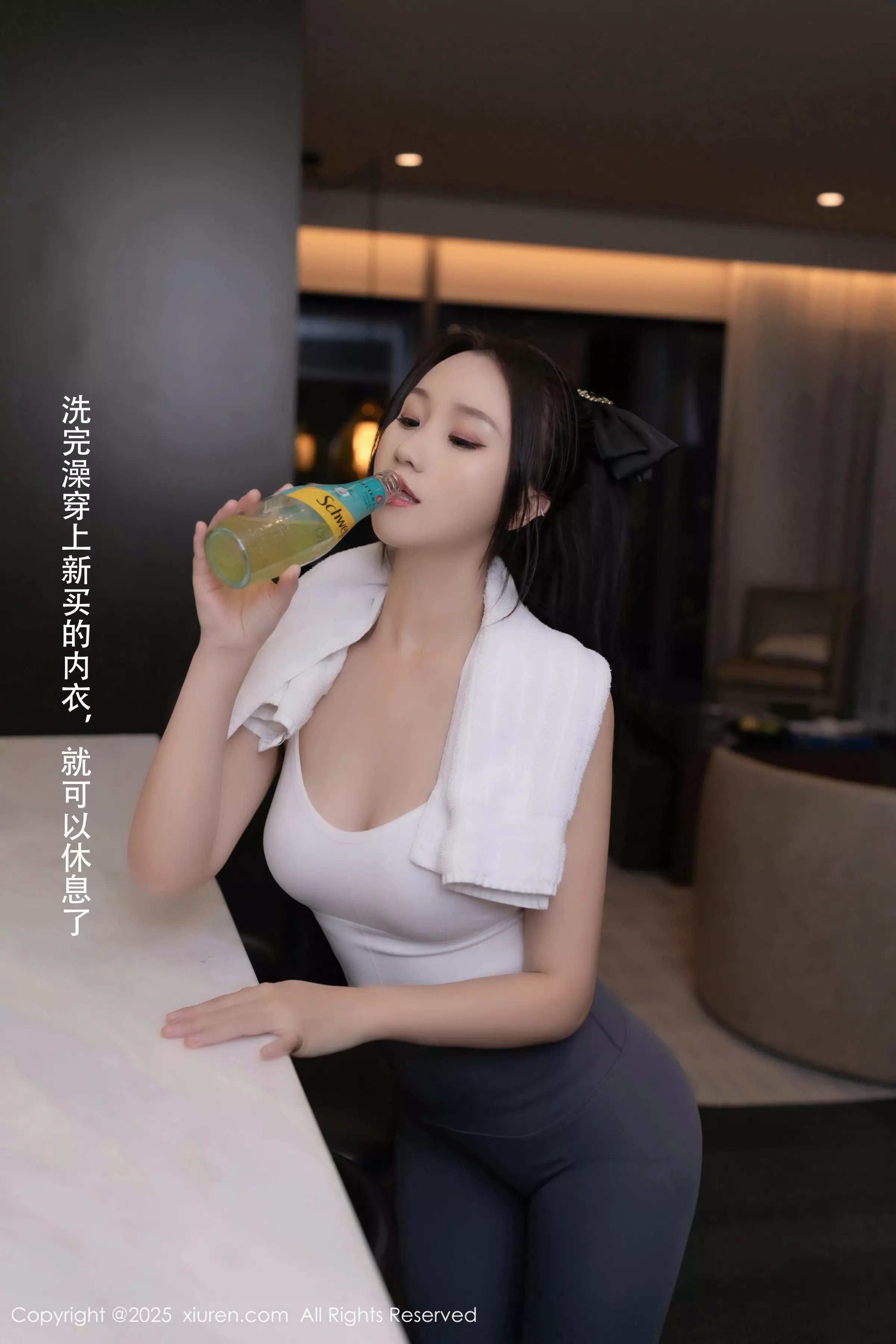 杏子Yada性感灰色瑜伽服露紫色内衣秀曼妙身姿绝美写真 第 29 张