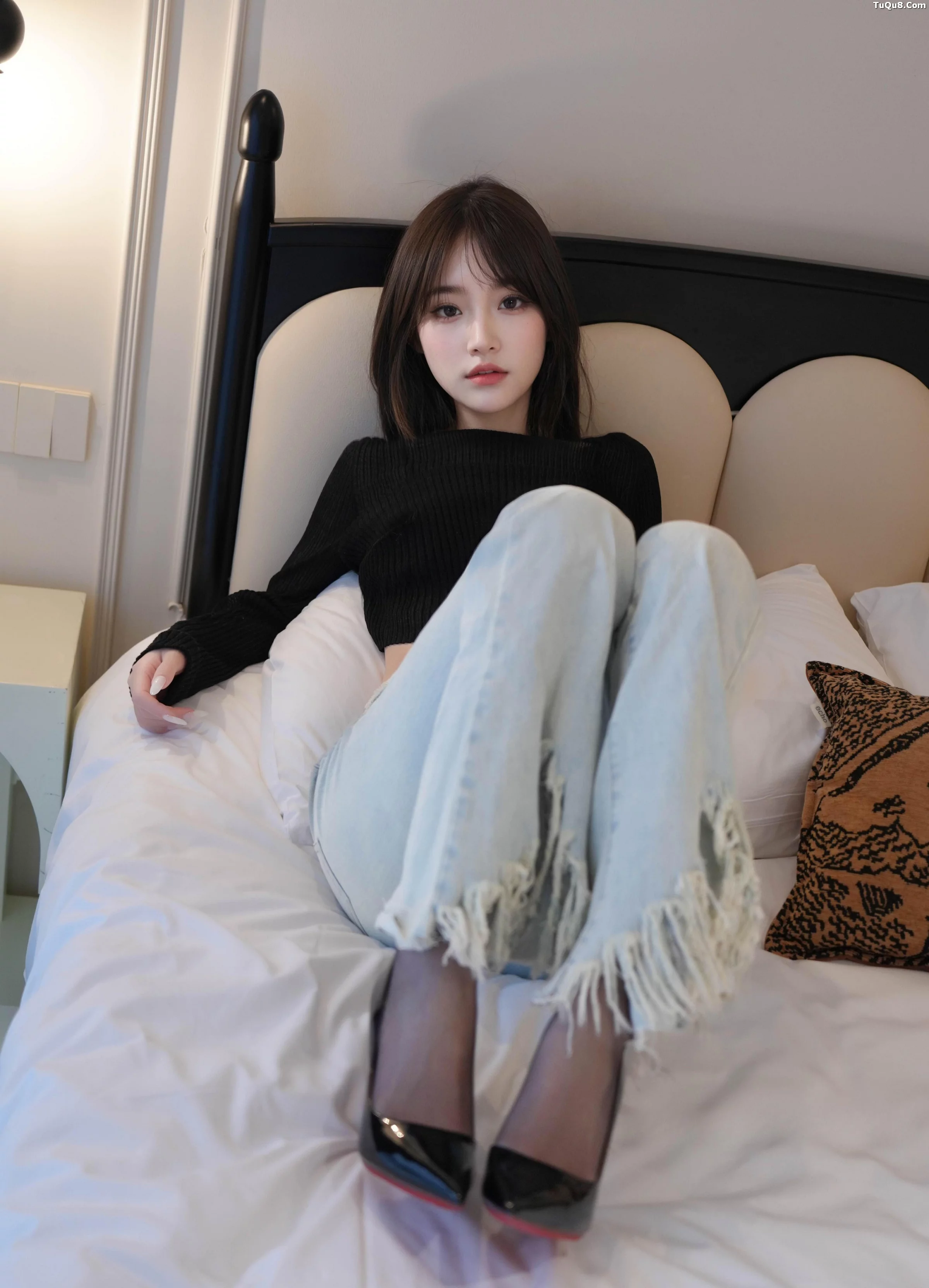 .B002 秀人番外 汁汁 牛仔裤下的虾线黑丝 主题写真 [] 第 56 张