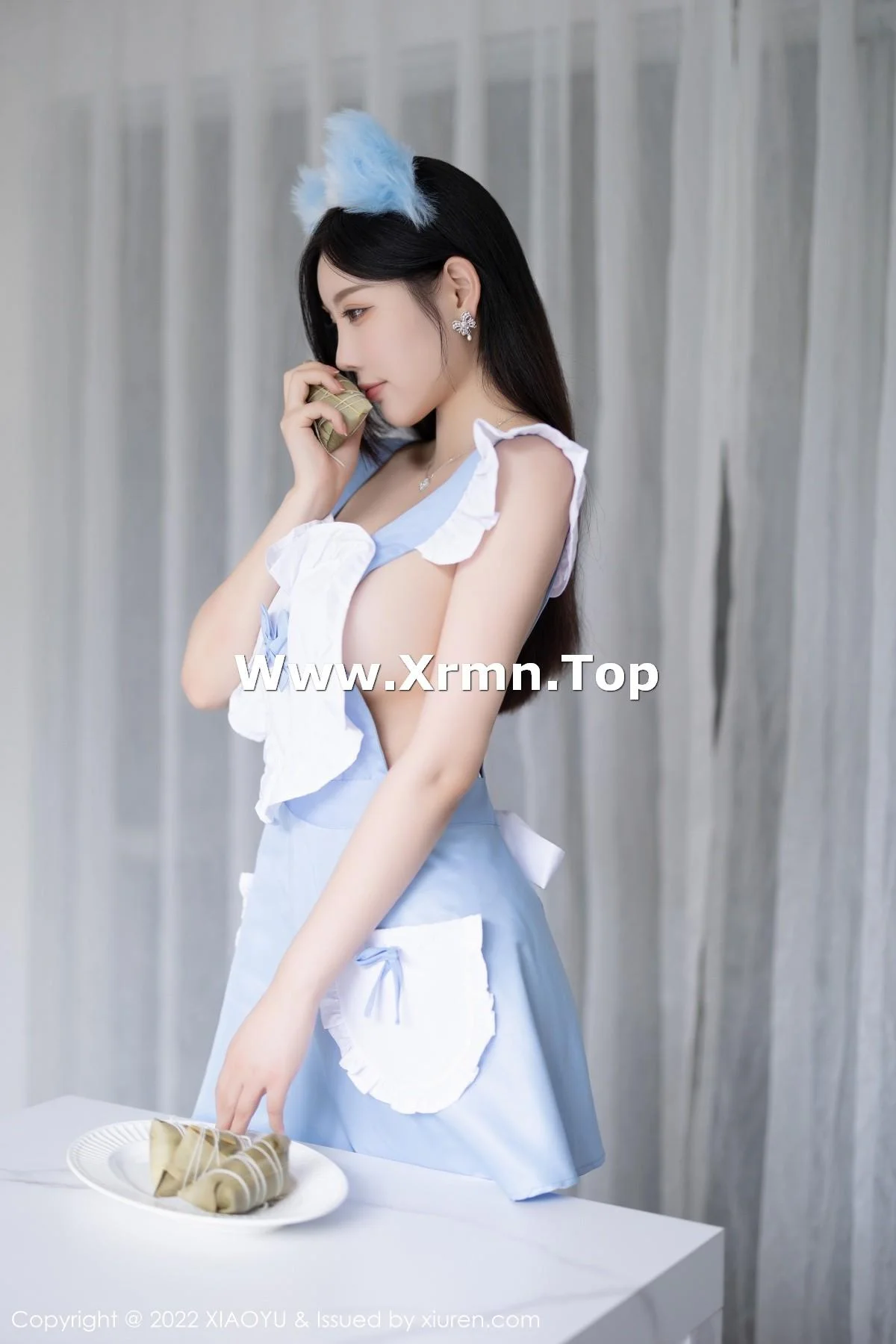 杨晨晨Yome端午节主题淡蓝色收身衣配白丝吊袜绝美写真 第 45 张