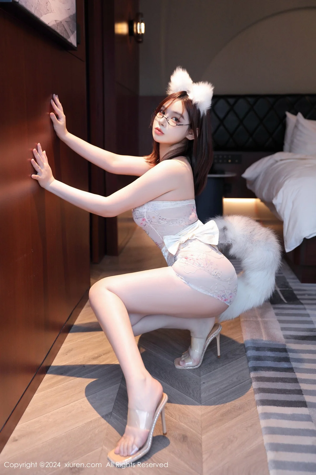 麻布学妹猫女郎装扮浅色轻透服饰秀凹凸身材撩人绝美写真 第 2 张
