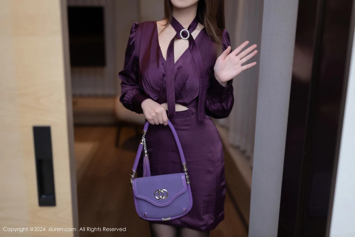杏子Yada性感紫色服饰露紫灰蕾丝内衣秀曼妙身姿绝美写真 第 44 张