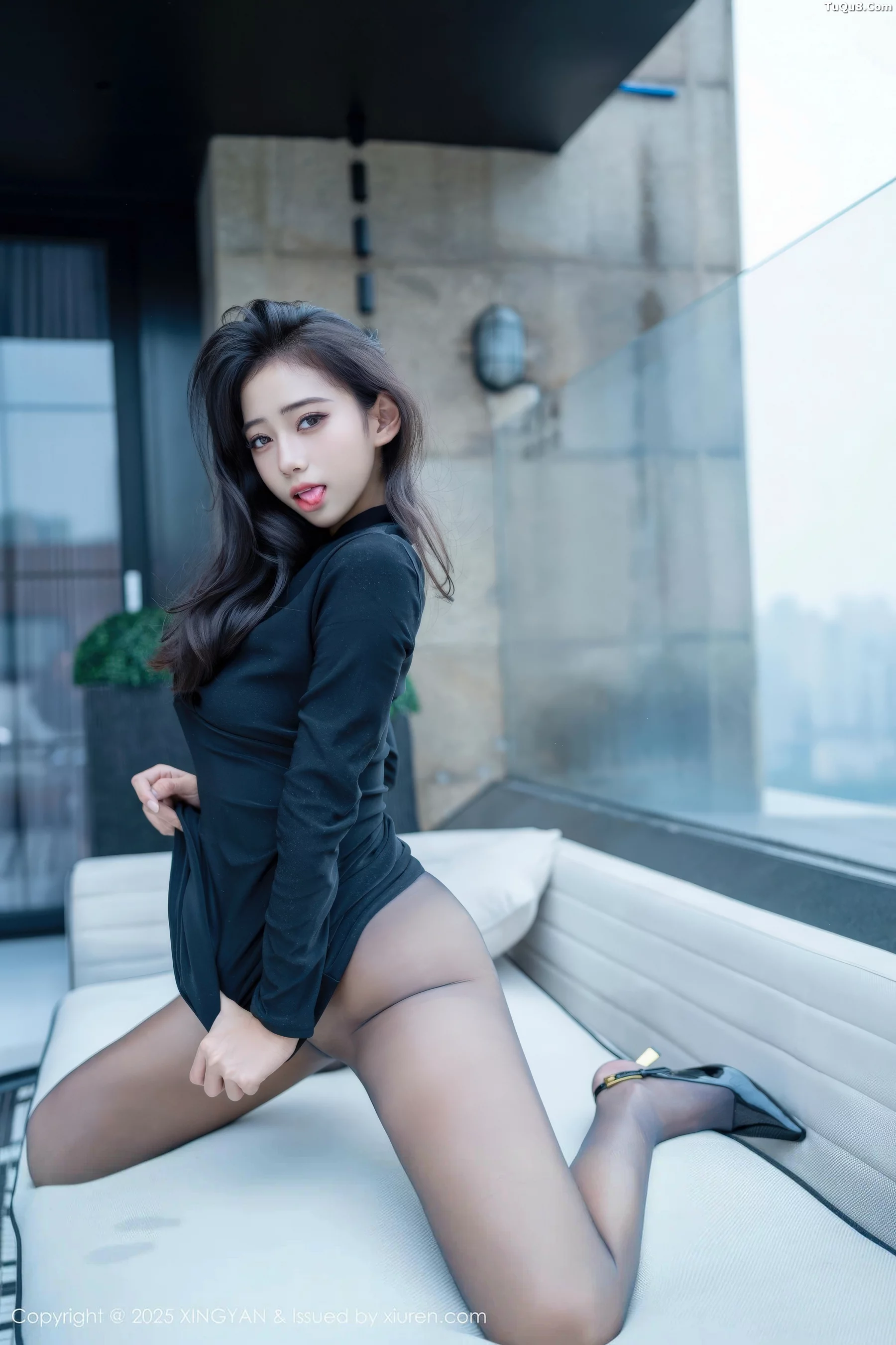 时安安性感黑色连衣裙配超薄无内黑丝秀柔美身姿绝美写真 第 85 张