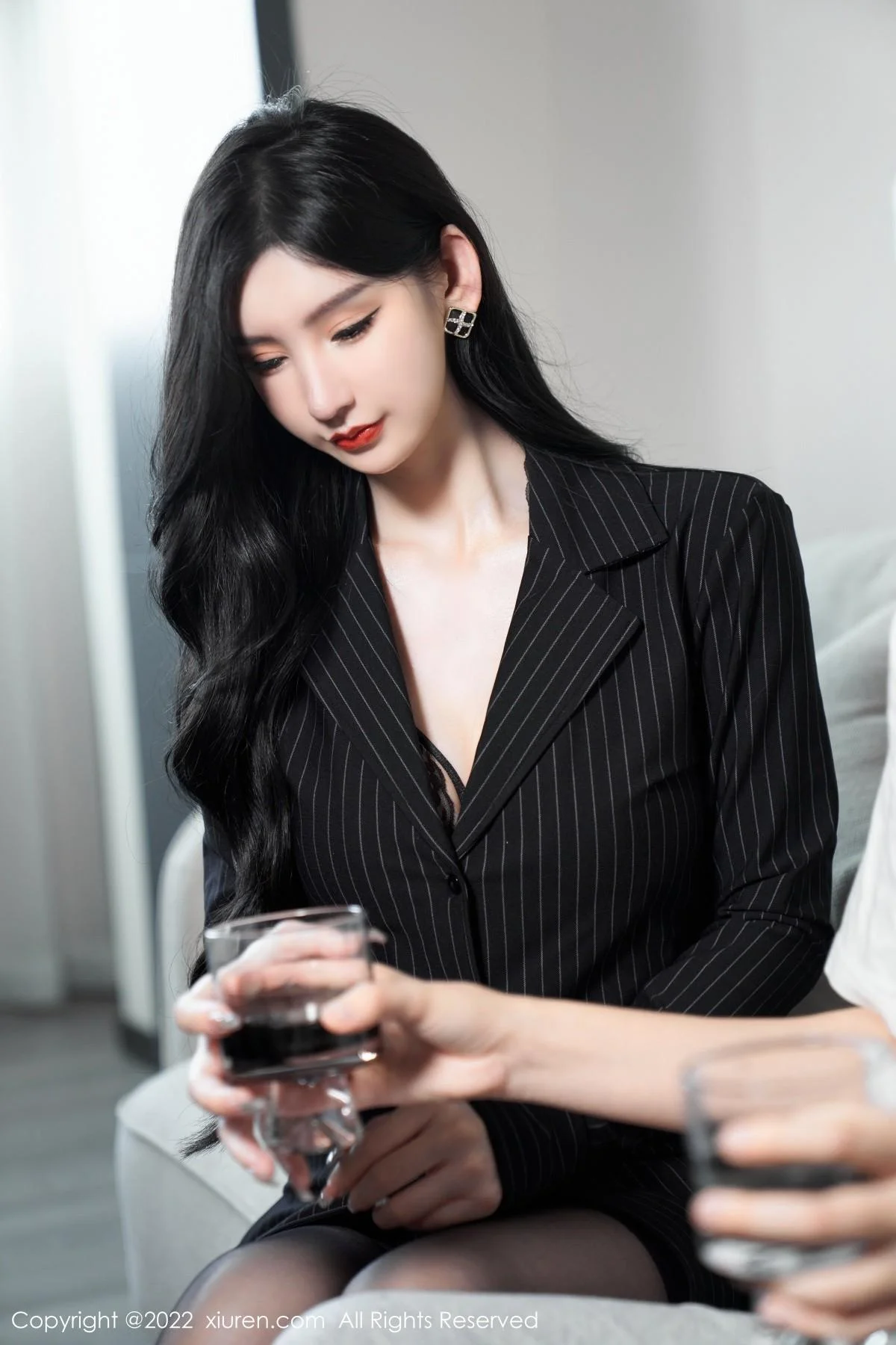 周于希Sally心愿旅拍私房黑色情趣薄纱秀豪乳撩人绝美写真 第 13 张