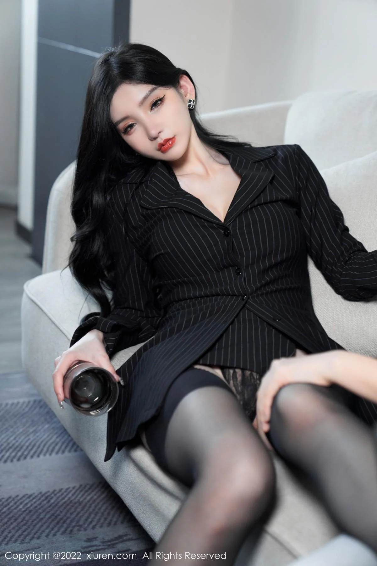 周于希Sally心愿旅拍私房黑色情趣薄纱秀豪乳撩人绝美写真 第 18 张