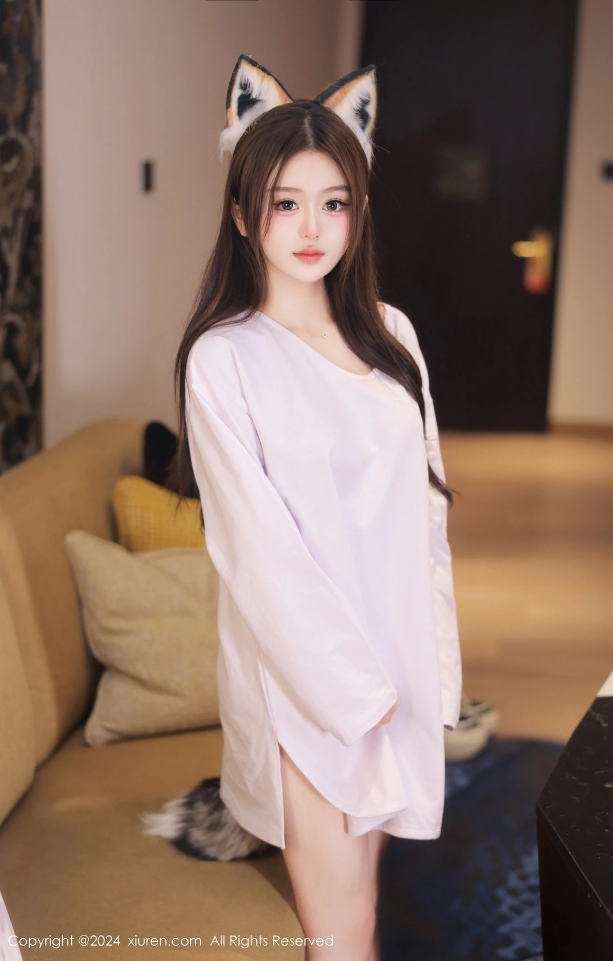 媃柔性感狐狸装扮白色上衣半脱秀惹火身材撩人绝美写真 第 2 张