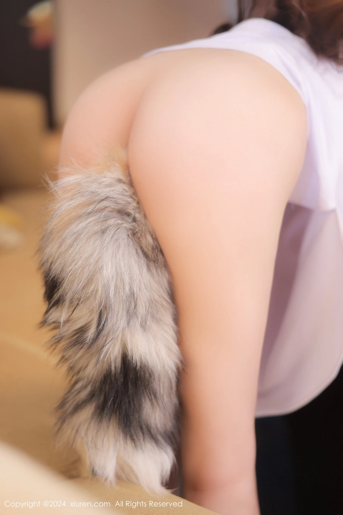 媃柔性感狐狸装扮白色上衣半脱秀惹火身材撩人绝美写真 第 5 张