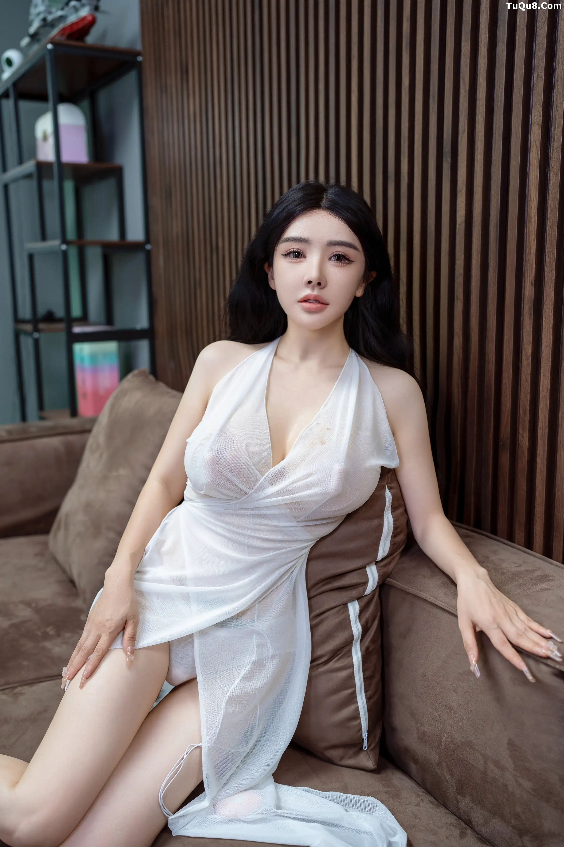 .B008 秀人番外 潘娇娇 吸奶器按摩 主题写真 [] 第 30 张