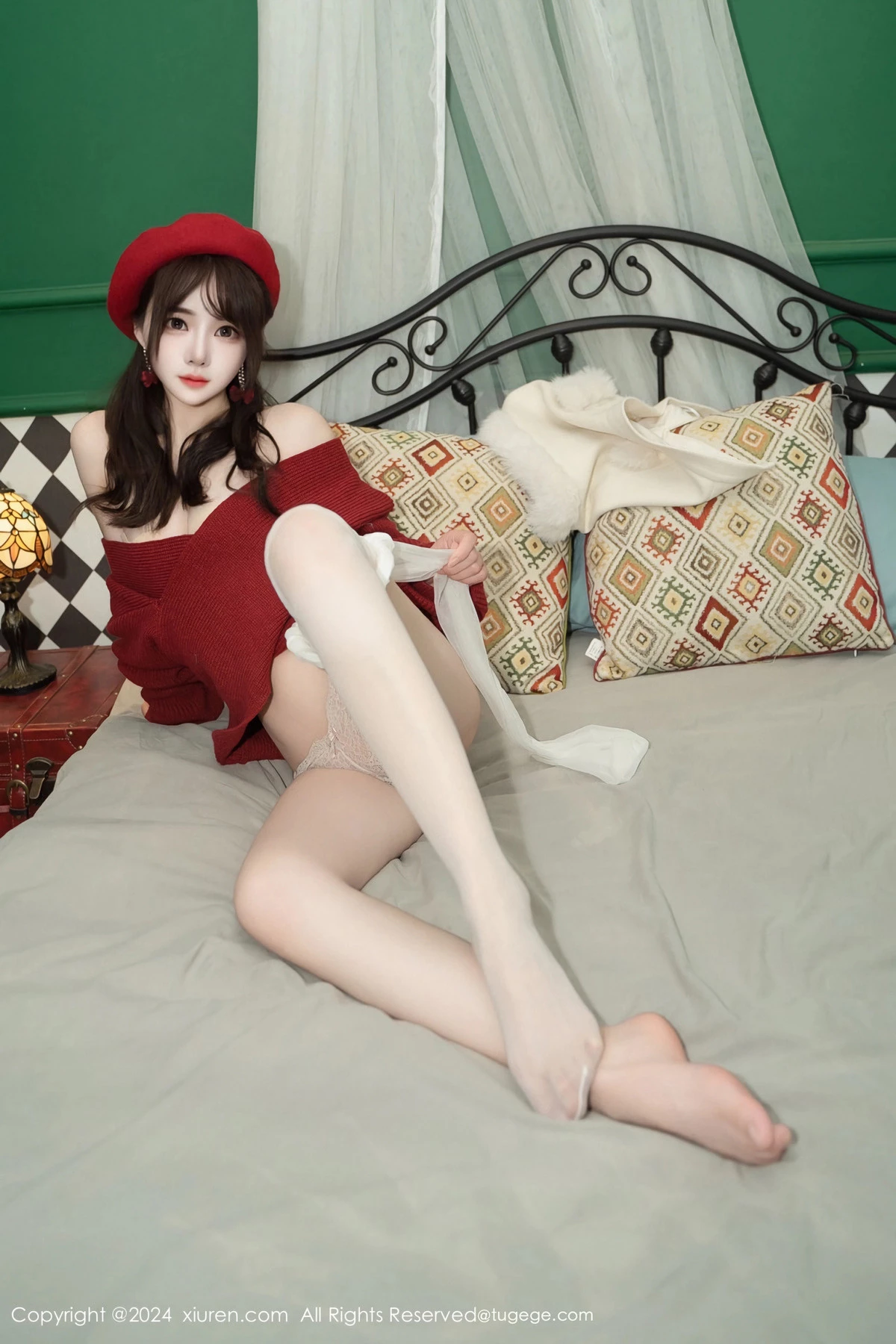 林月月私房性感红色毛衣配开档肉丝秀柔美身姿完美绝美写真 第 58 张