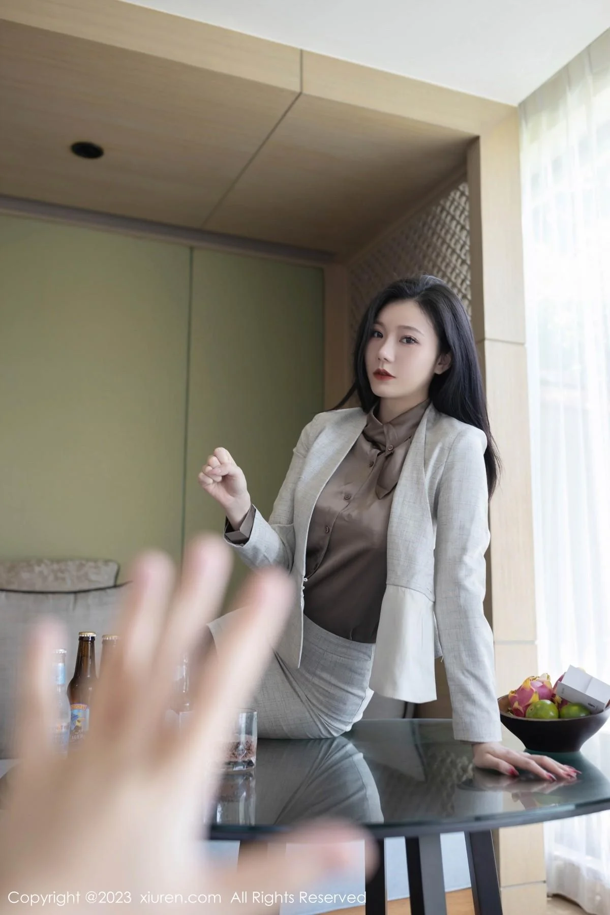 安然anran灰色职业Ol装露红色蕾丝内衣秀曼妙身姿绝美写真 第 9 张