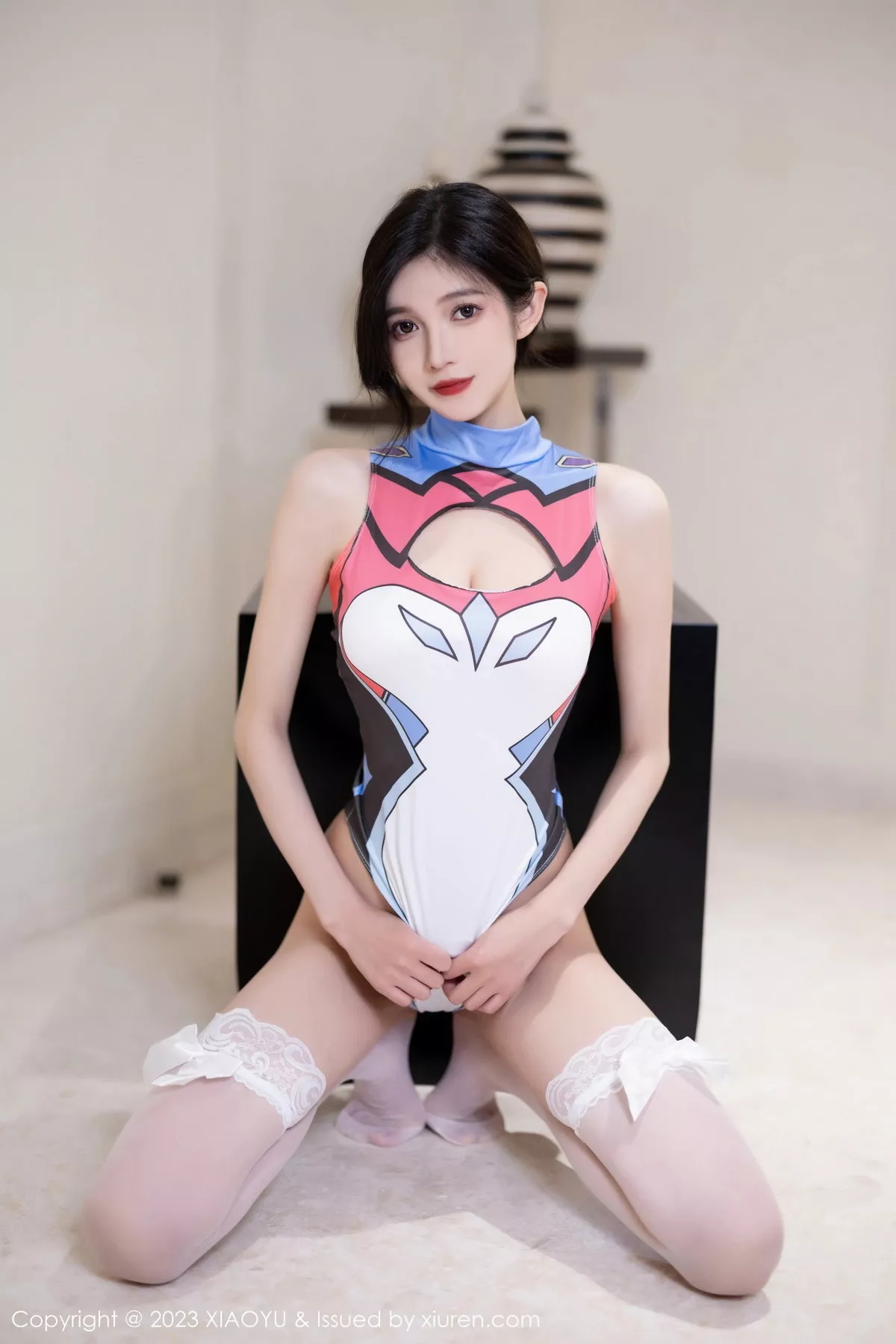 程程程性感黑色连衣短裙配黑丝吊袜秀苗条曼妙身姿绝美写真 第 138 张