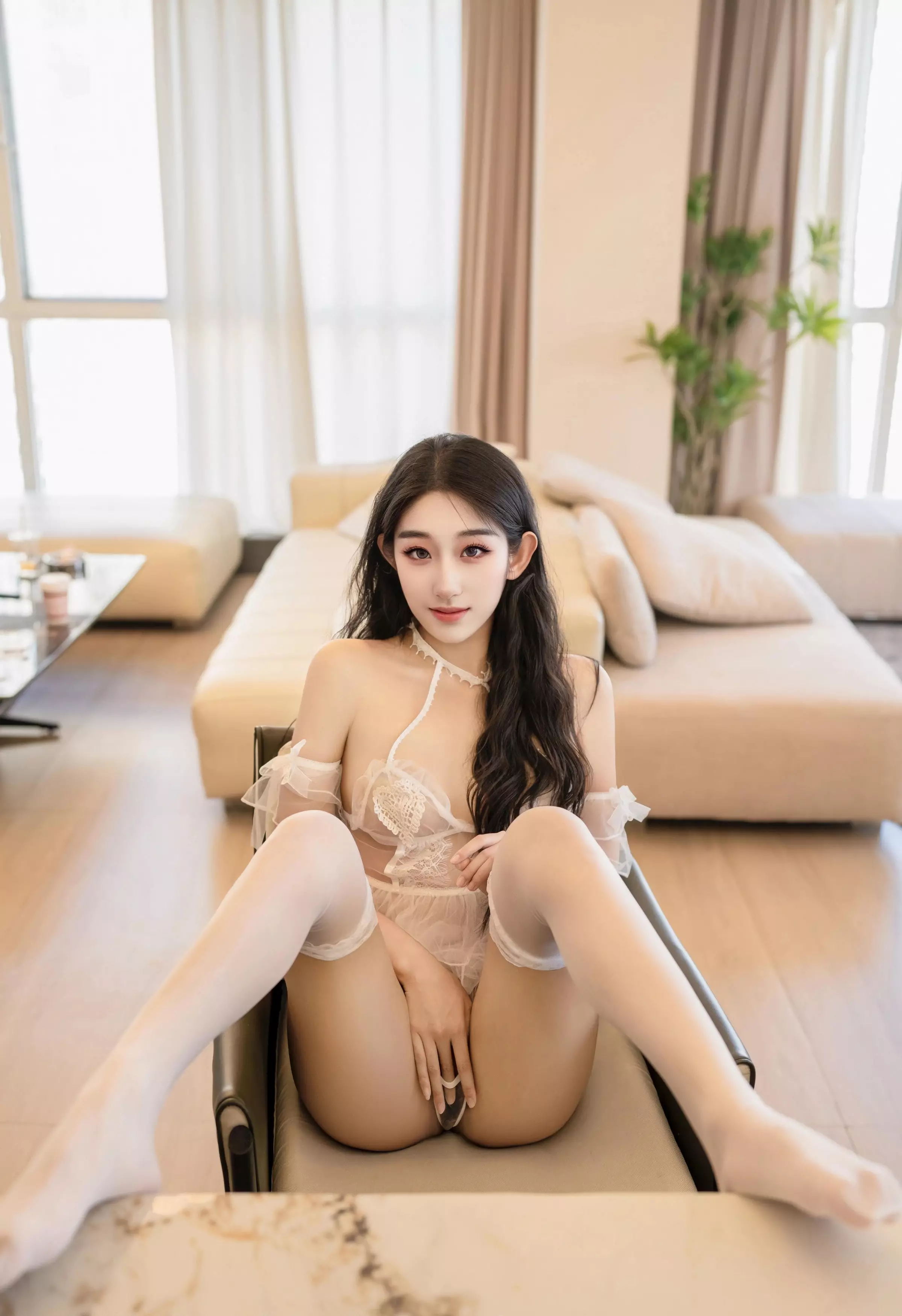 星冉性感白色薄纱情趣服饰配白色丝袜秀曼妙身姿绝美写真 第 85 张