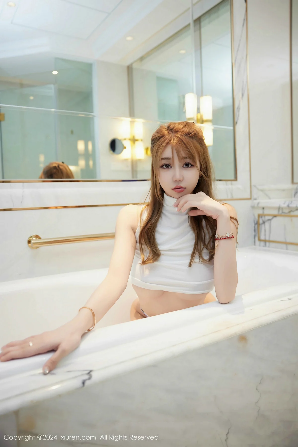 Zoe柚柚私房情趣捆绑性感白色蕾丝内衣秀凹凸身材绝美写真 第 55 张