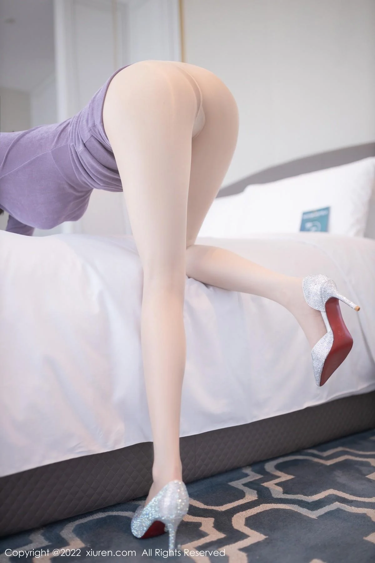 安然anran珠三角旅拍性感紫色蕾丝内衣配超薄肉丝绝美写真 第 27 张