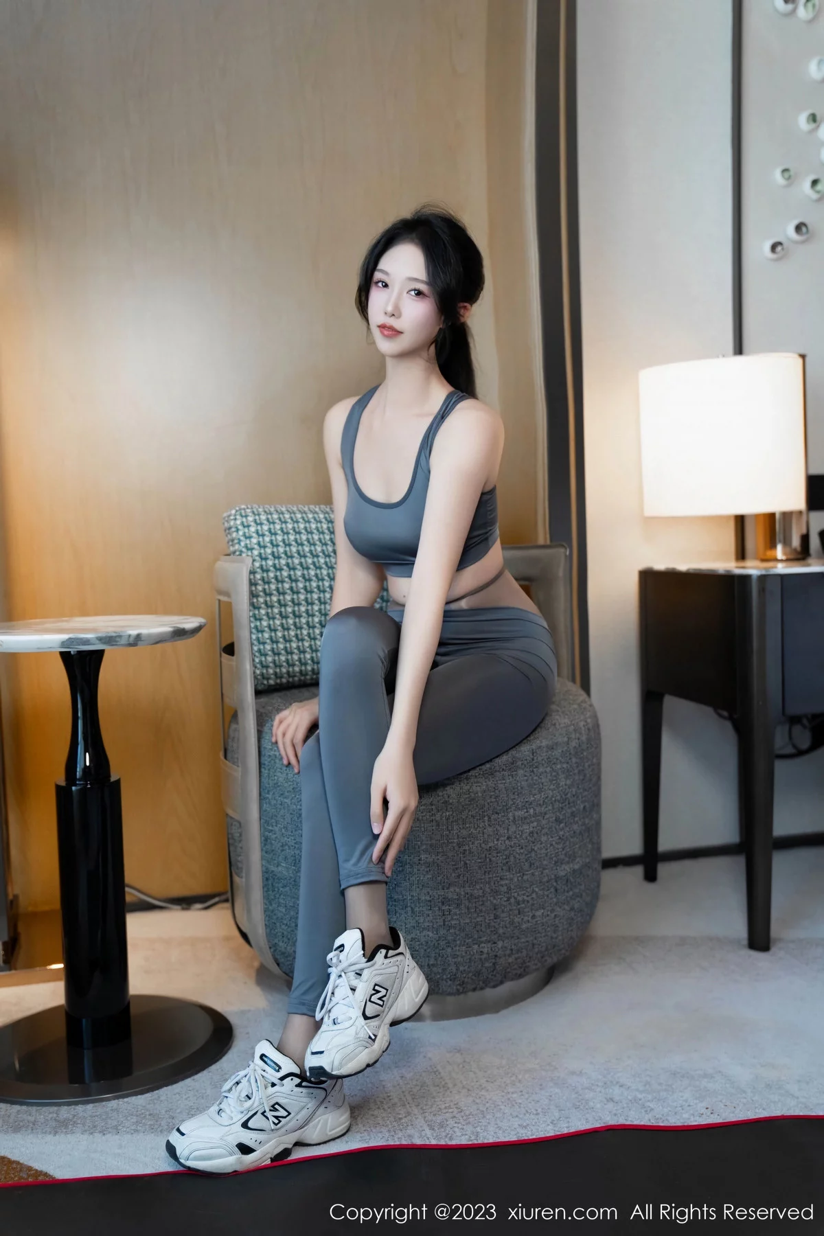 利世性感灰色瑜伽服饰配超薄无内灰丝秀曼妙身姿绝美写真 第 13 张