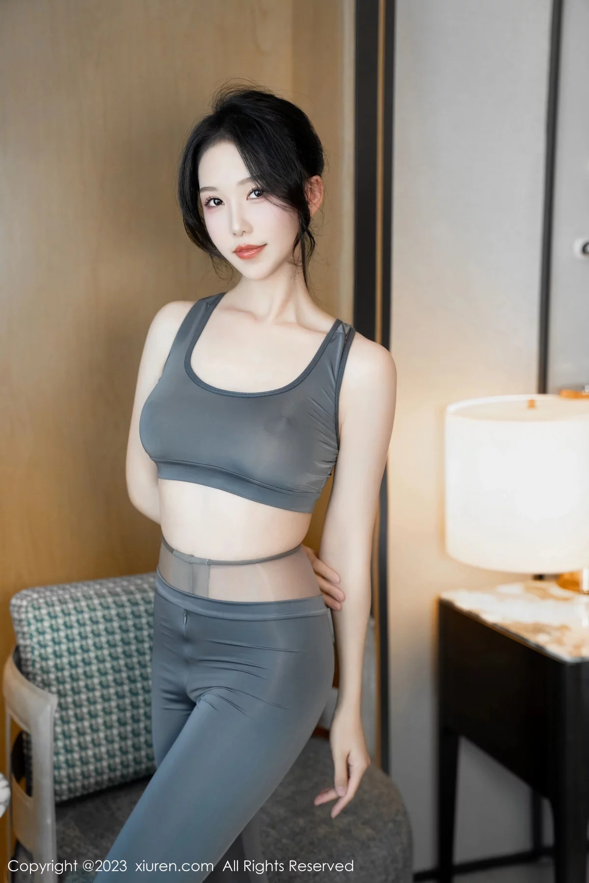 利世性感灰色瑜伽服饰配超薄无内灰丝秀曼妙身姿绝美写真 第 20 张