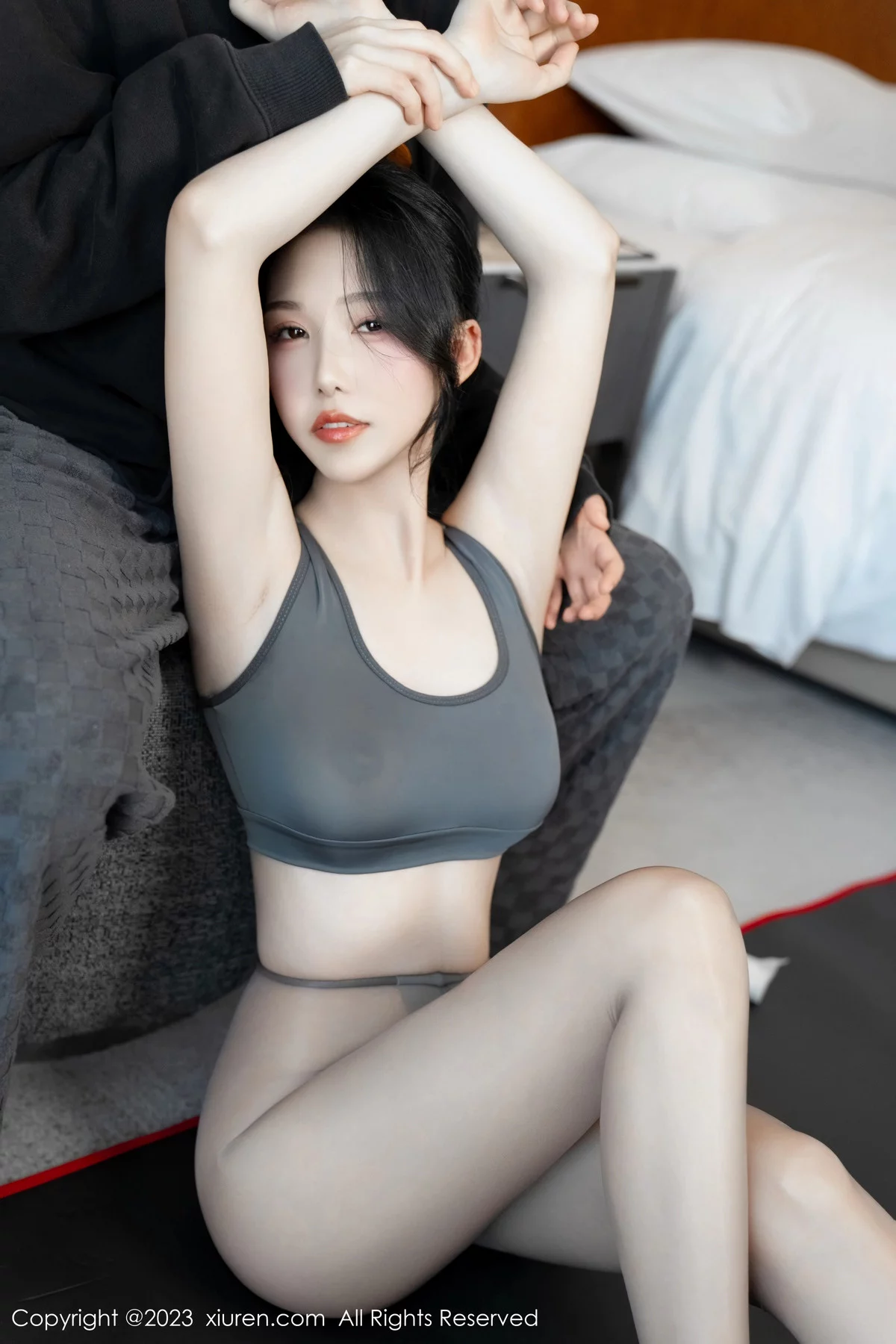 利世性感灰色瑜伽服饰配超薄无内灰丝秀曼妙身姿绝美写真 第 62 张