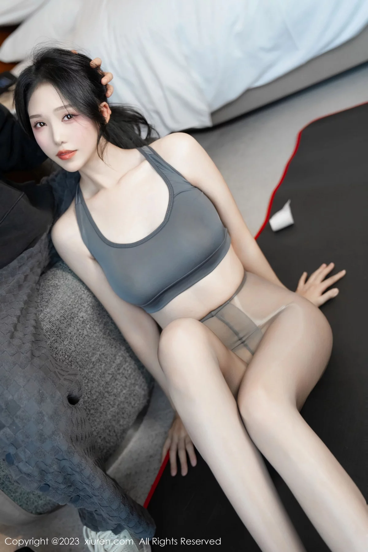 利世性感灰色瑜伽服饰配超薄无内灰丝秀曼妙身姿绝美写真 第 67 张