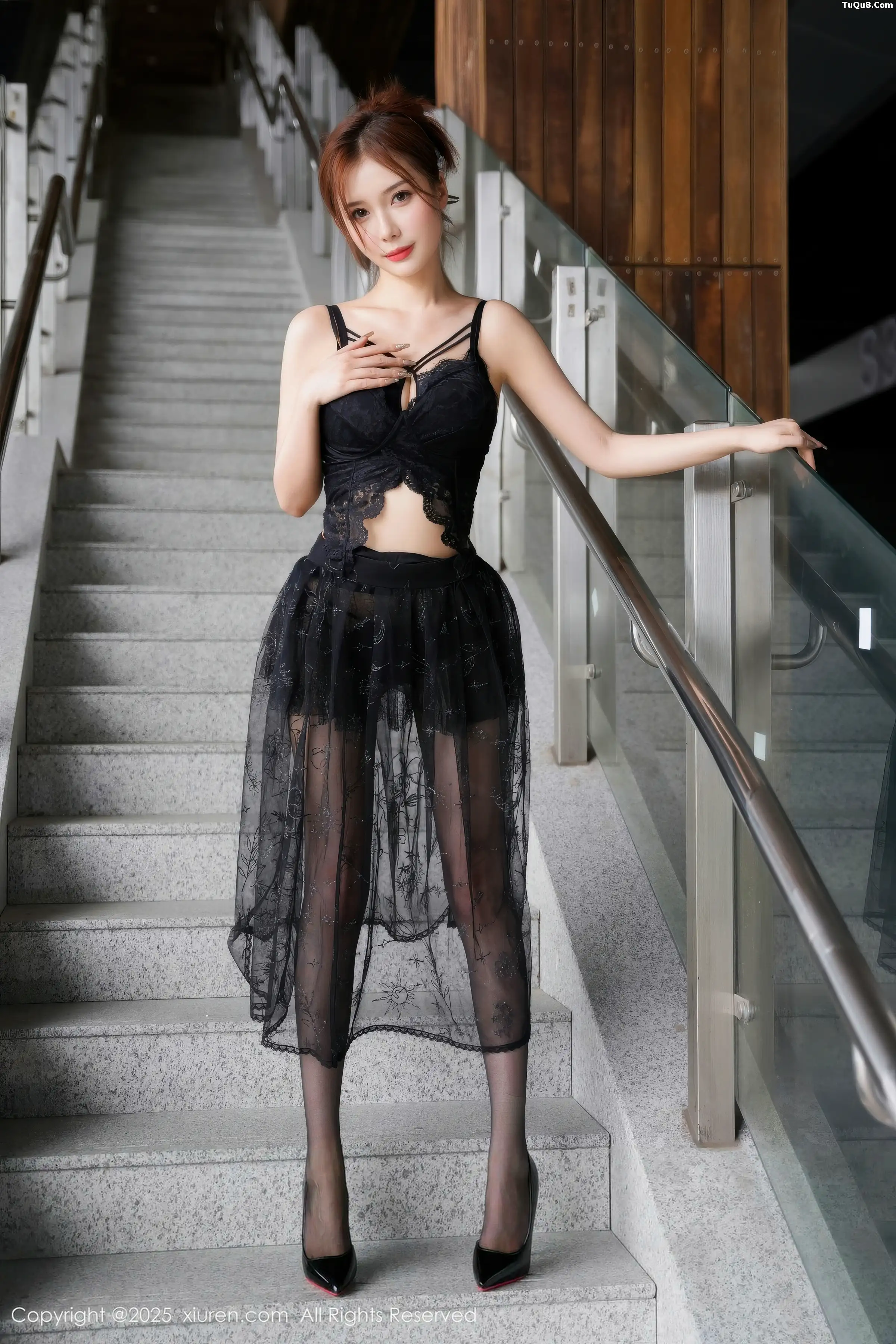 白芷yy性感黑色情趣内衣配超薄黑丝秀完美身材迷人绝美写真 第 53 张
