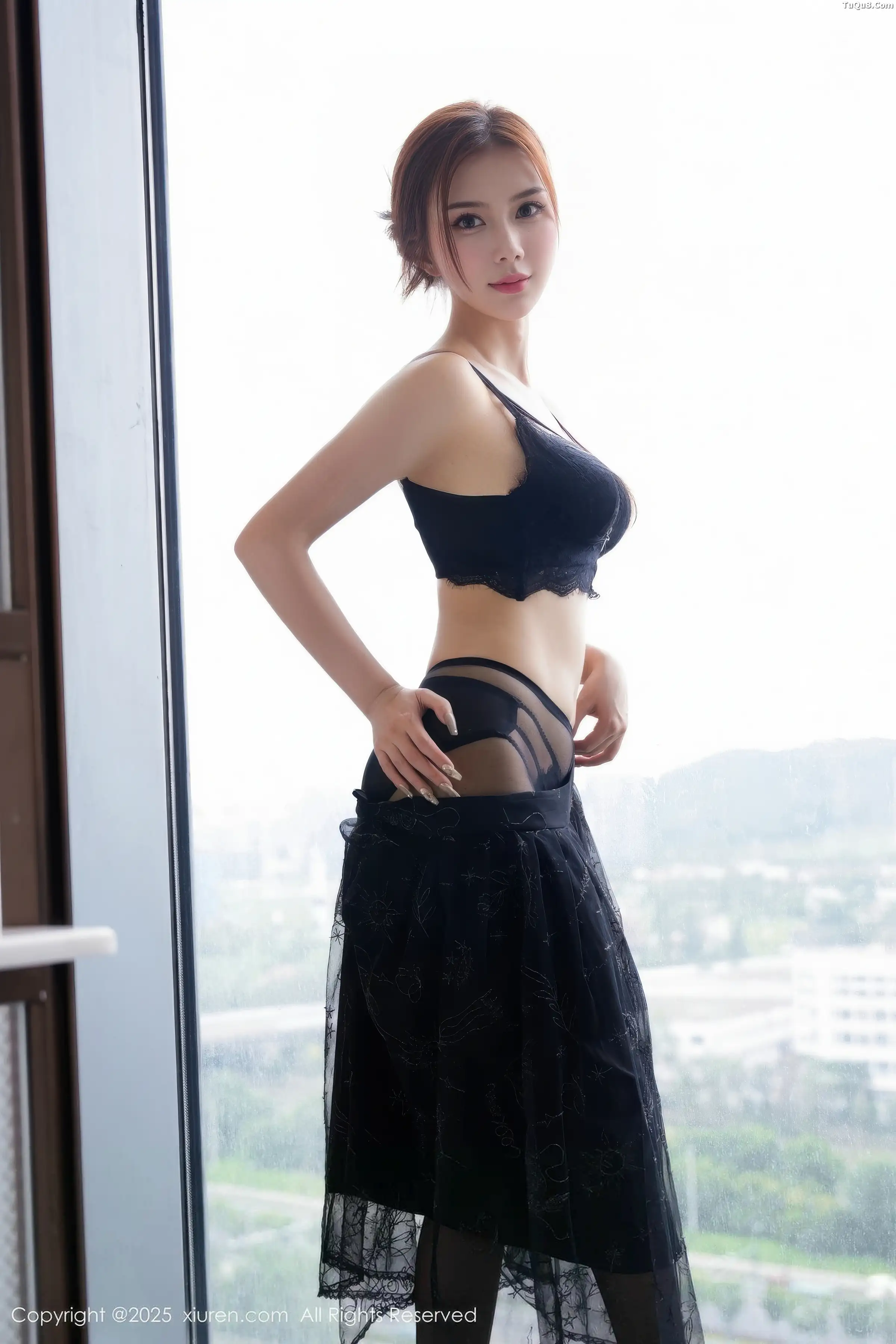 白芷yy性感黑色情趣内衣配超薄黑丝秀完美身材迷人绝美写真 第 80 张