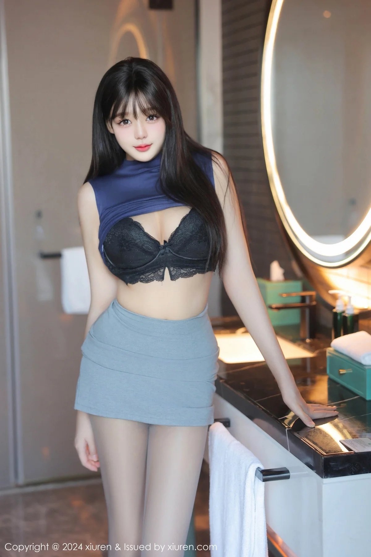 柚柚小奶瓶性感黑色蕾丝内衣配超薄灰丝秀凹凸身材绝美写真 第 60 张