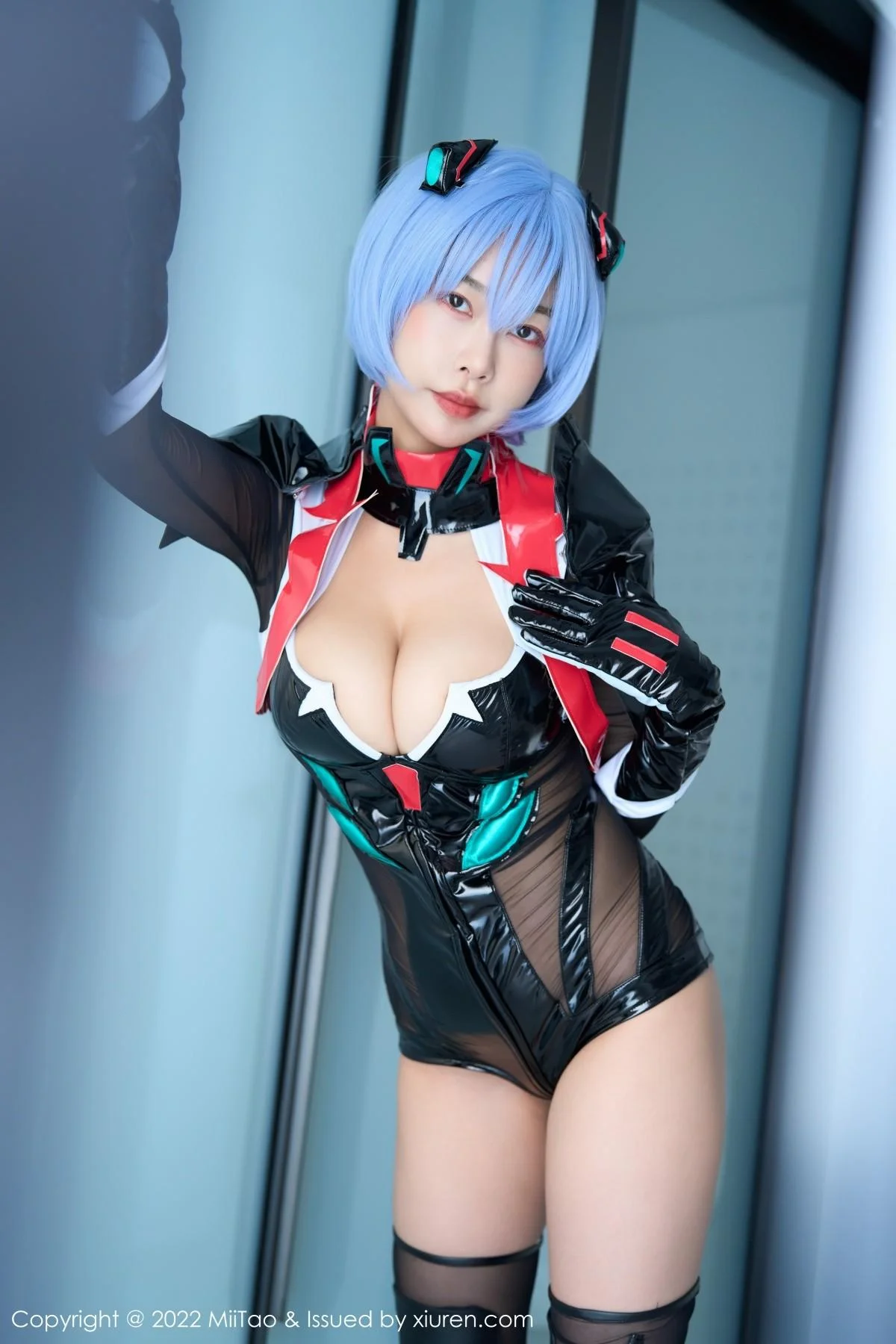 梦乃Mandy私房Cosplay主题低胸连体衣秀豪乳绝美写真 第 15 张
