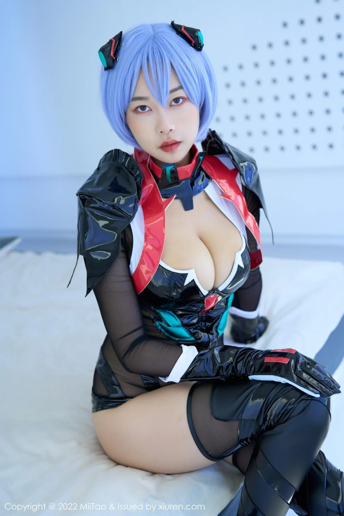 梦乃Mandy私房Cosplay主题低胸连体衣秀豪乳绝美写真 第 24 张