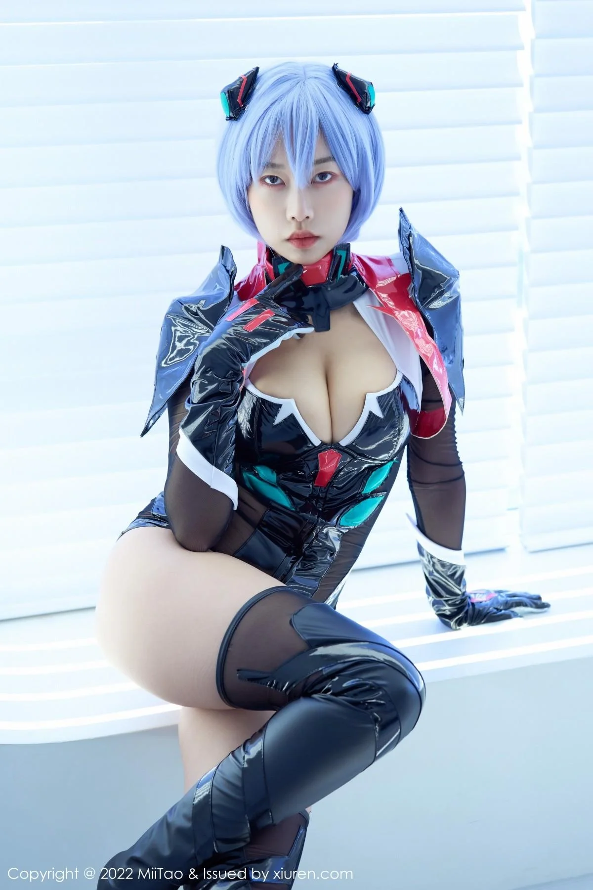 梦乃Mandy私房Cosplay主题低胸连体衣秀豪乳绝美写真 第 99 张