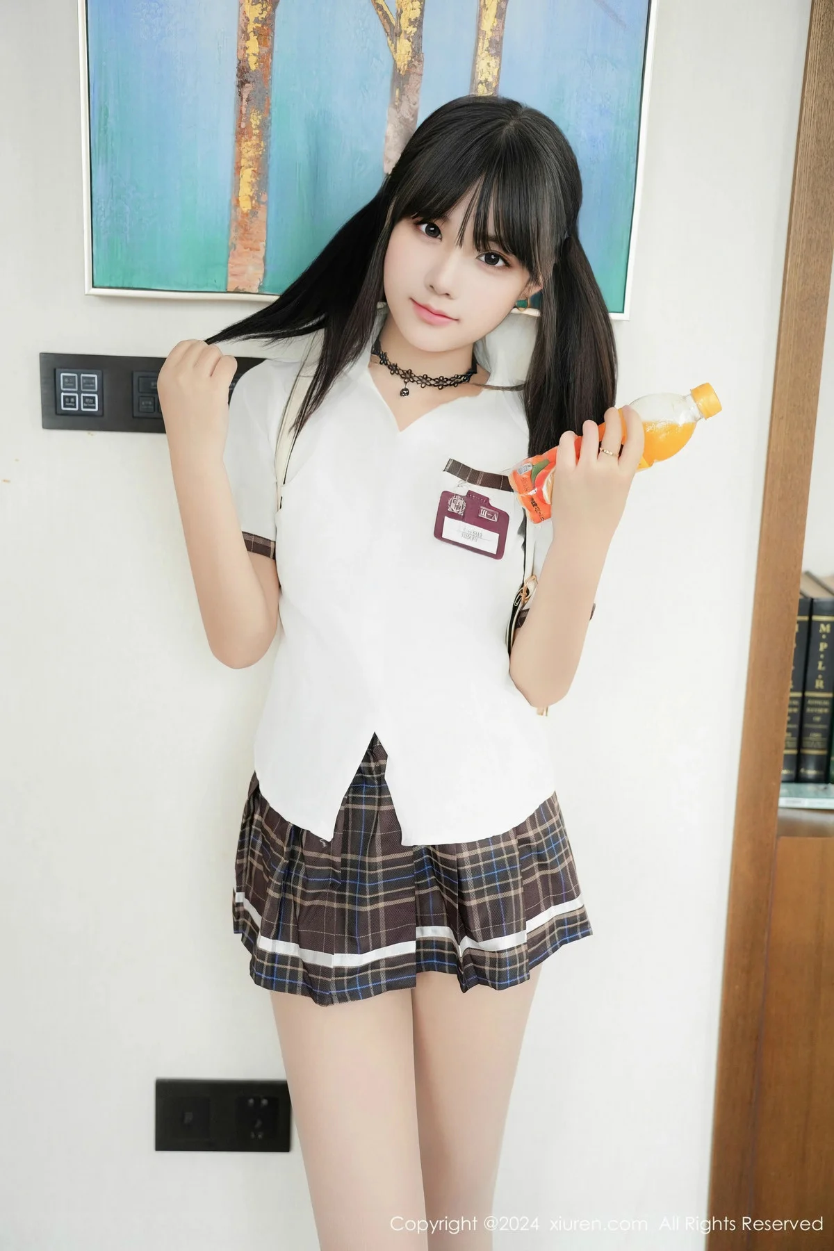小肉肉咪性感黑色情趣服饰配黑丝网袜秀凹凸身材绝美写真 第 19 张