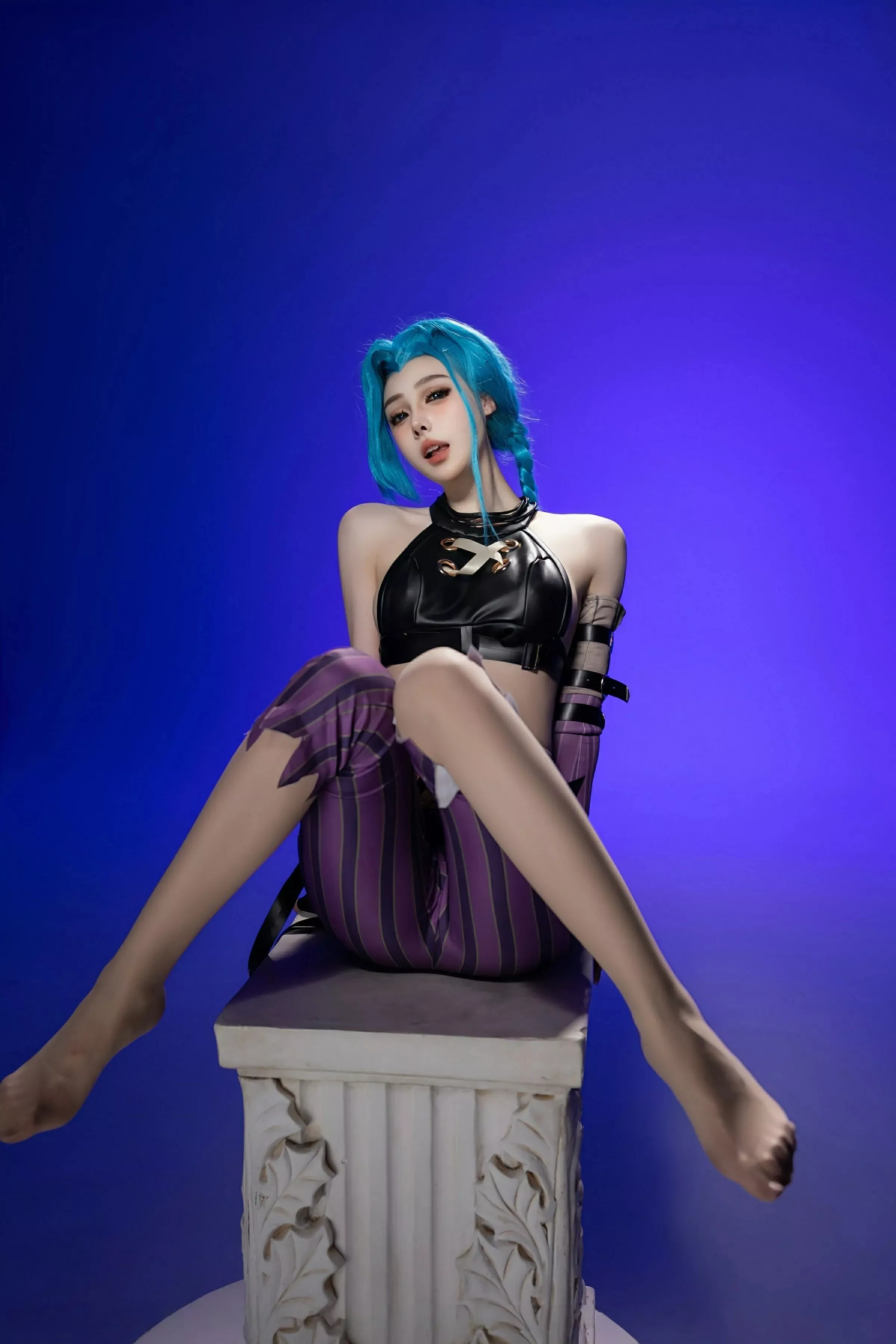 小逗逗性感Cosplay装扮配肉色丝袜秀曼妙身姿迷人绝美写真 第 9 张