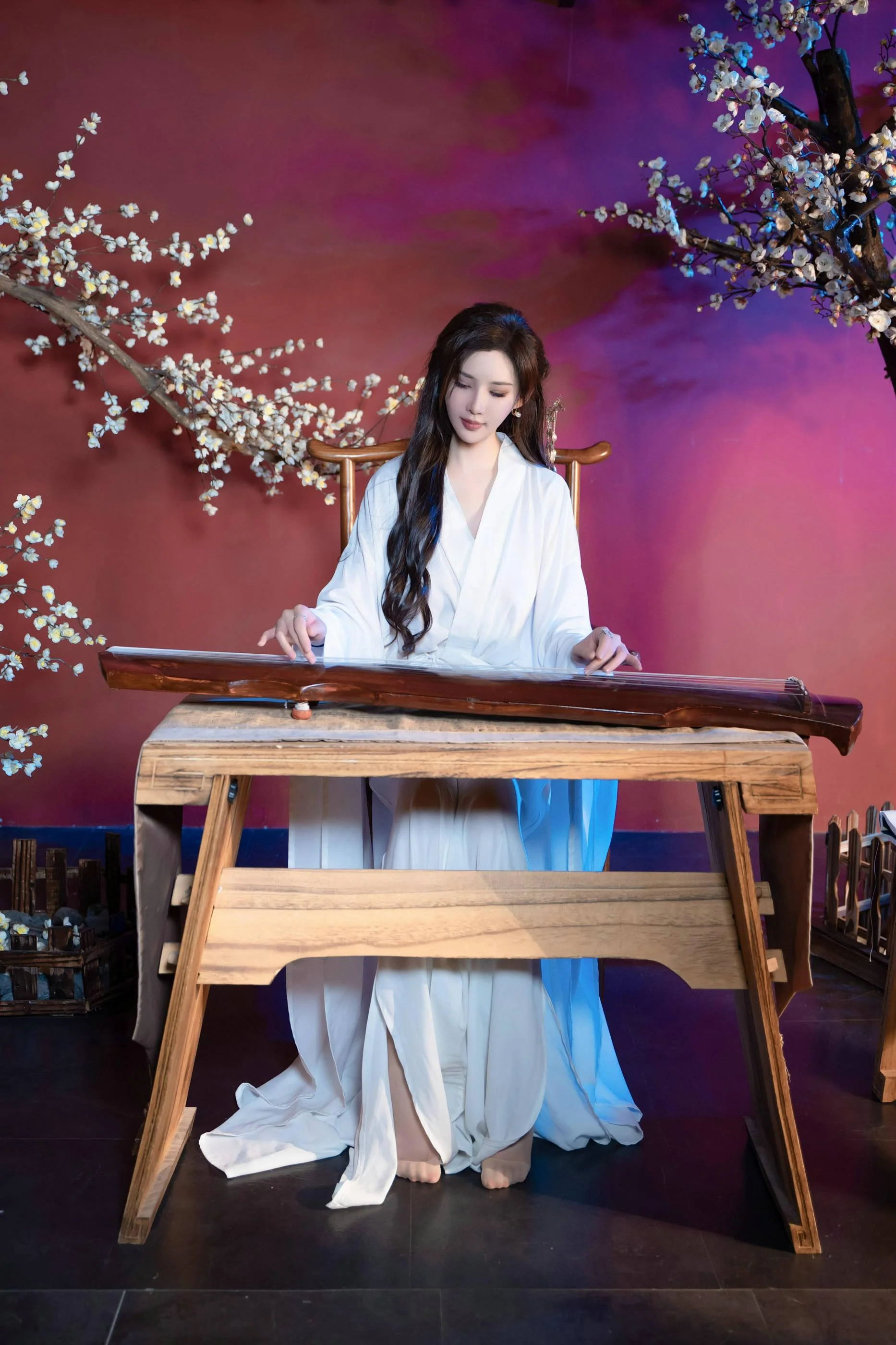 [秀人付费] 周妍希 诱人私拍福利 白色汉服 第 11 张
