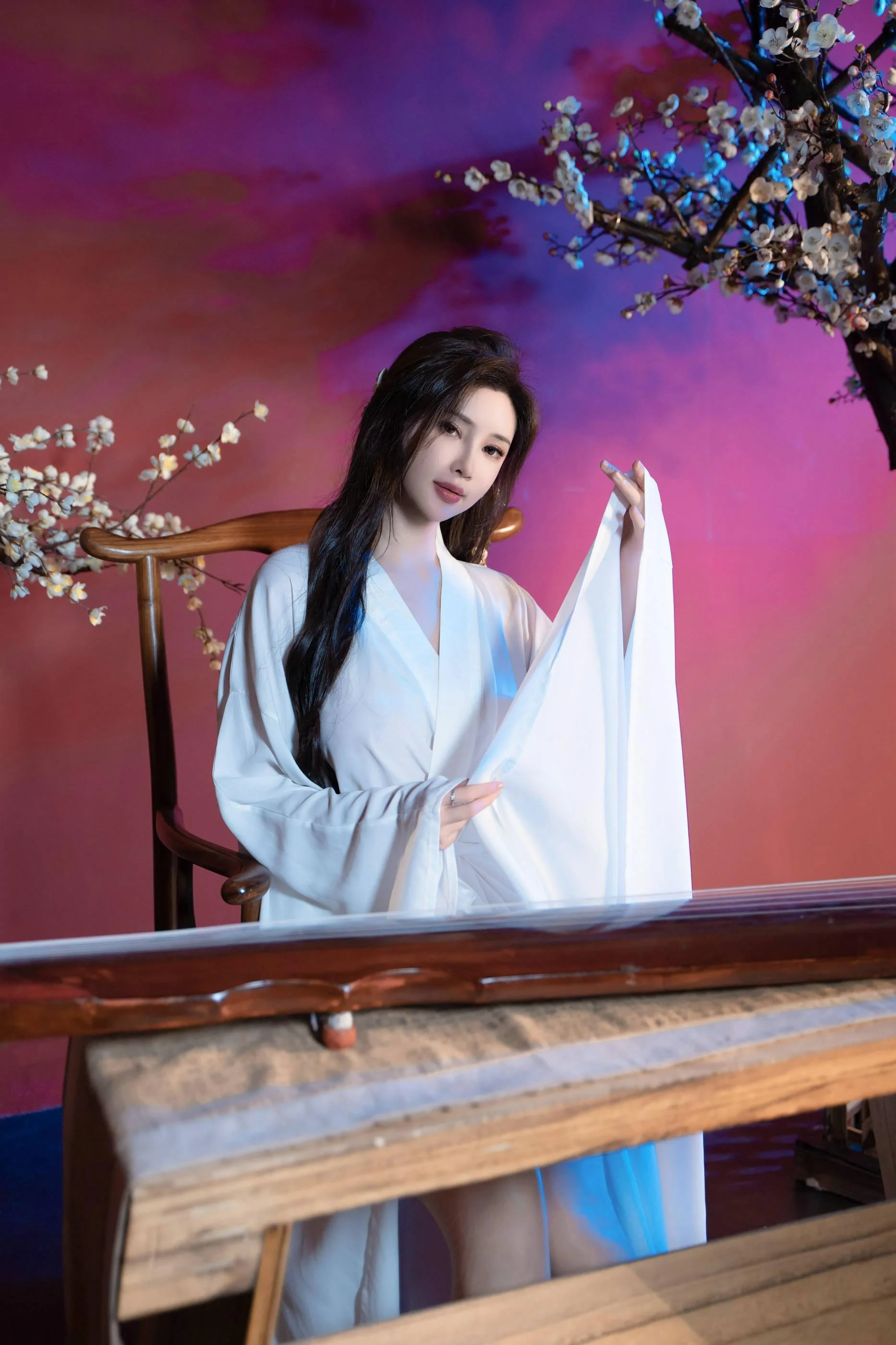 [秀人付费] 周妍希 诱人私拍福利 白色汉服 第 15 张