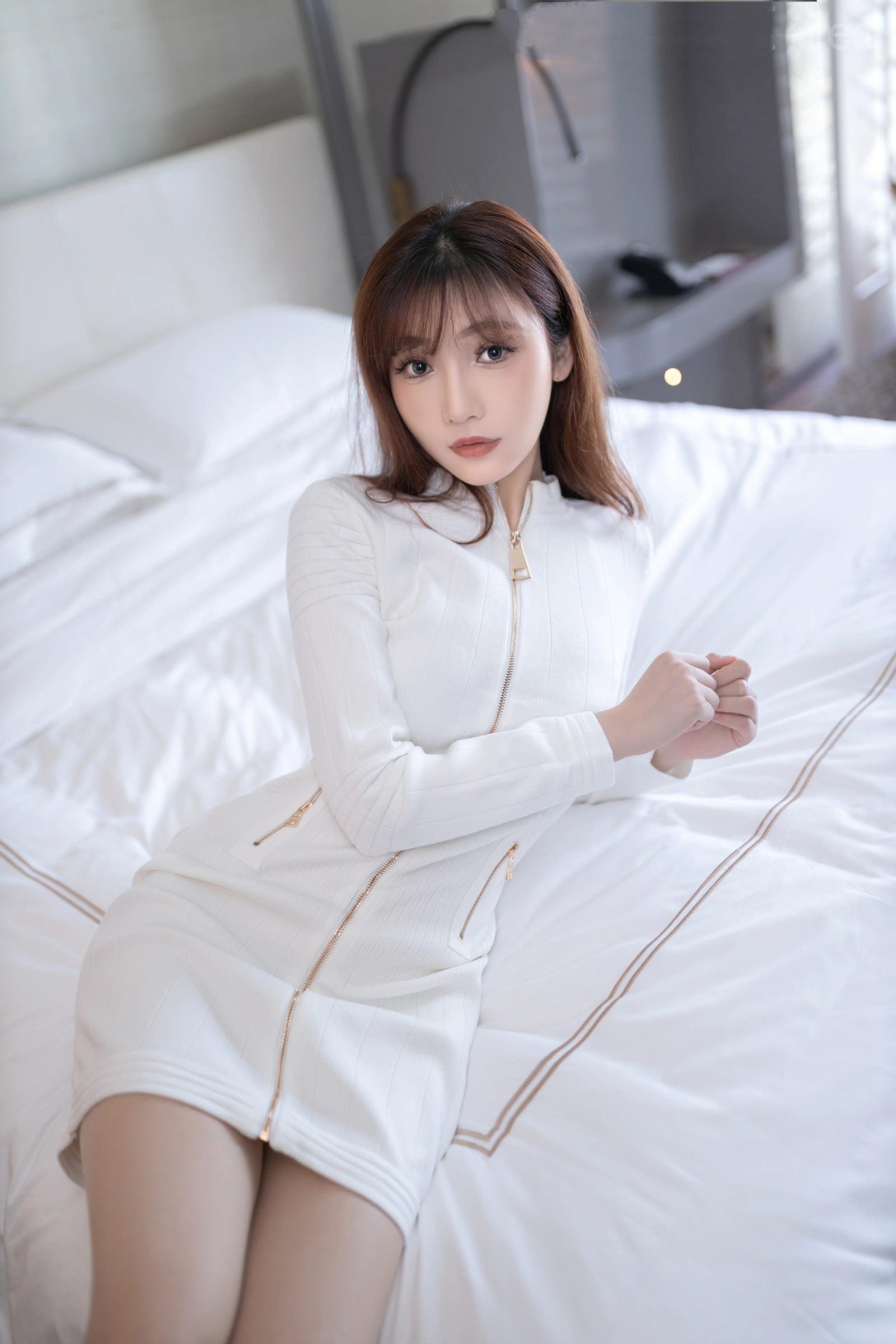 [秀人付费] 陆萱萱 诱人私拍福利 主人 第 2 张