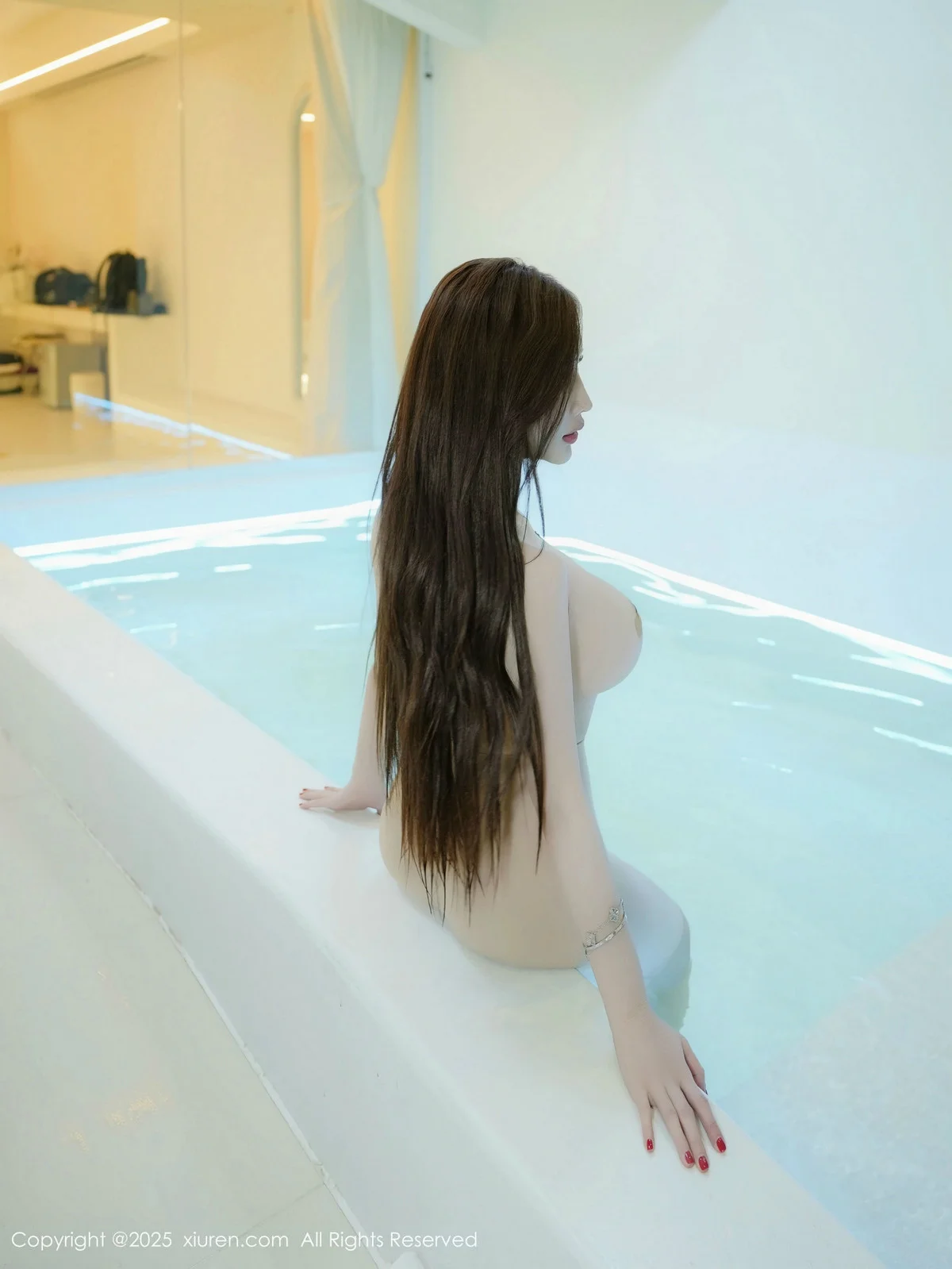 Carol周妍希浴室场景白色礼服配超薄肉丝秀丰满身材绝美写真 第 77 张
