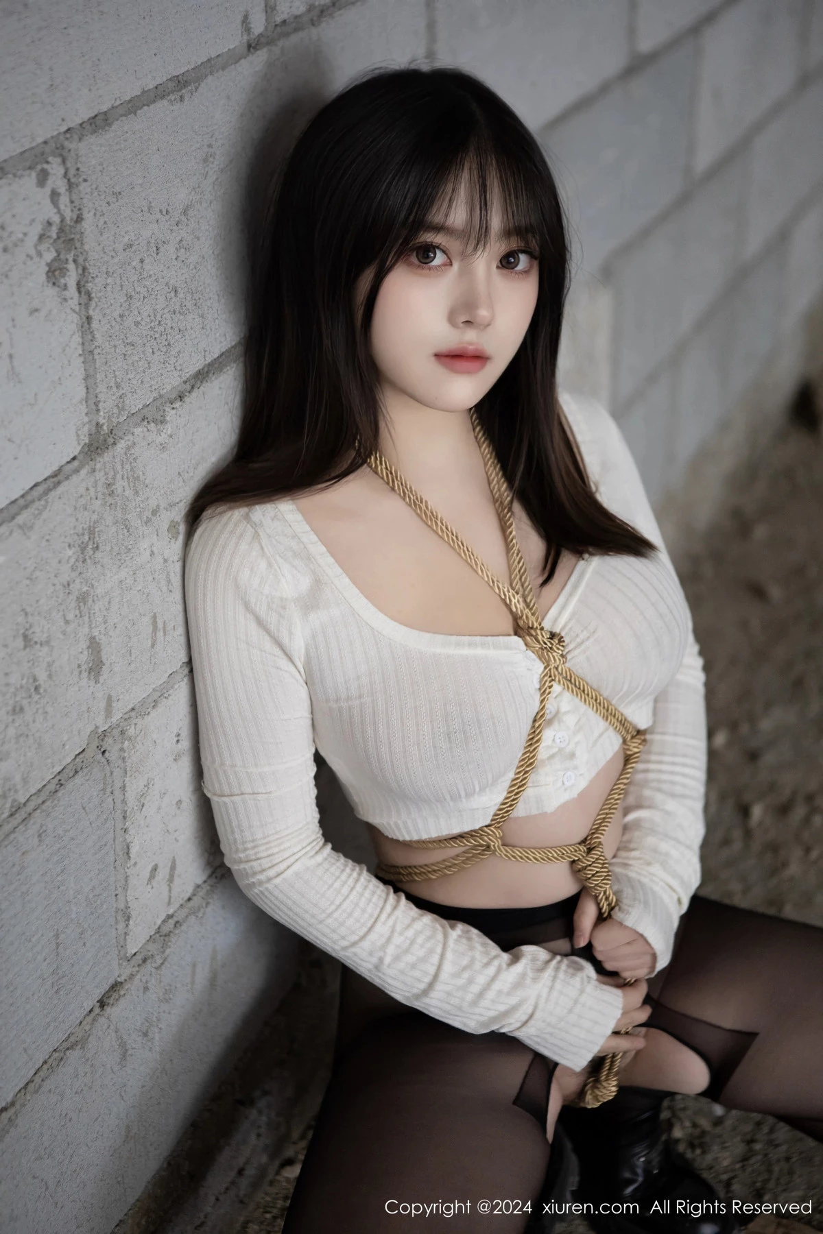 豆瓣酱捆绑主题性感白色上衣配开档黑丝秀丰满身材绝美写真 第 30 张