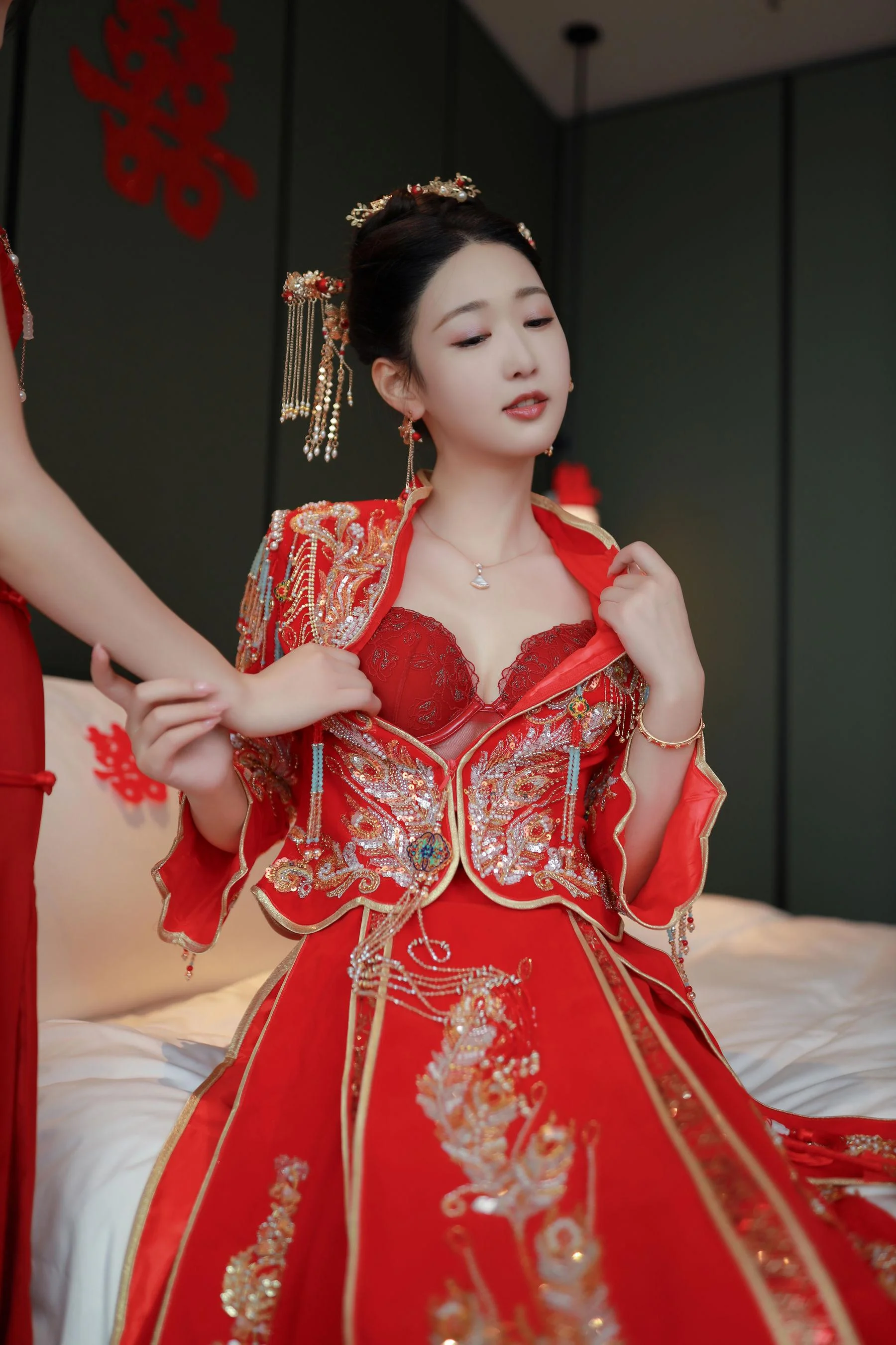 [秀人付费] 唐安琪 诱人私拍福利 新娘写真 第 29 张