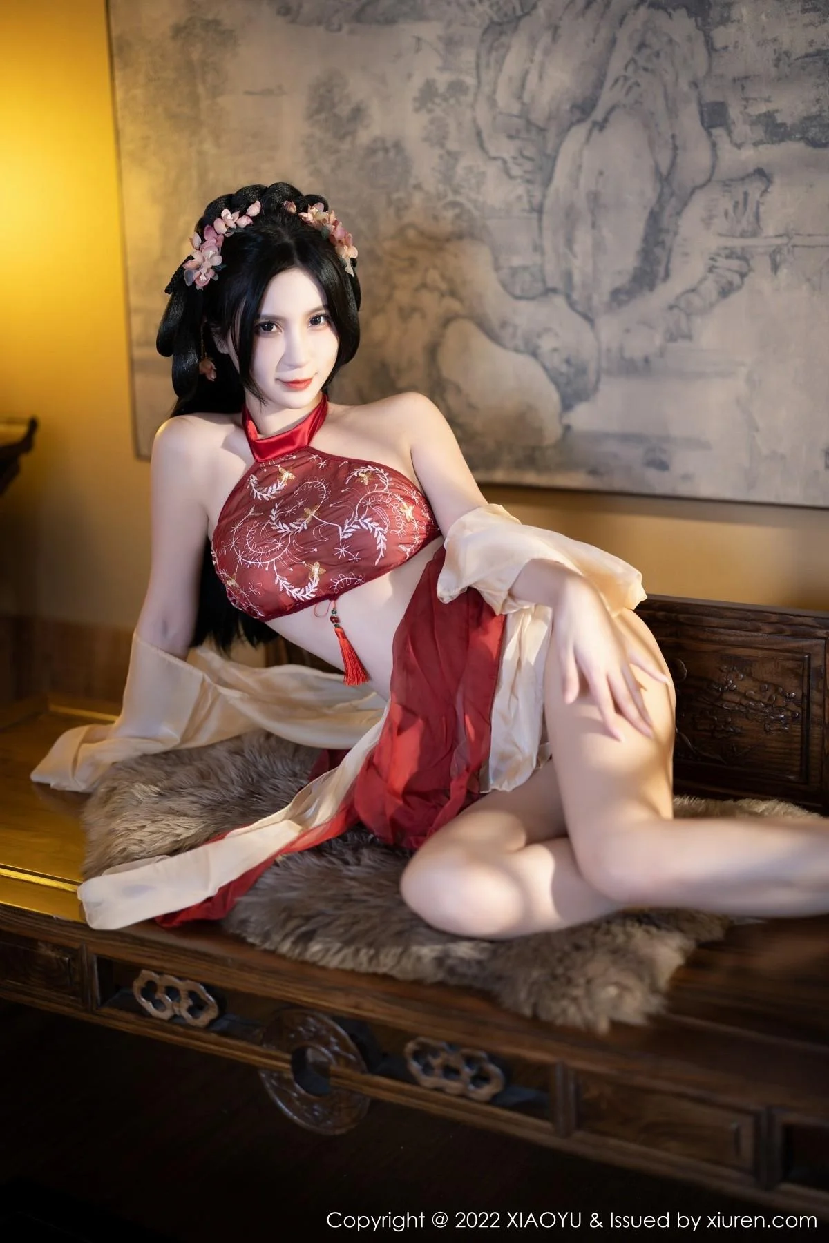 小蛮妖Yummy杭州旅拍红色丝绸古装服露白嫩肌肤绝美写真 第 101 张