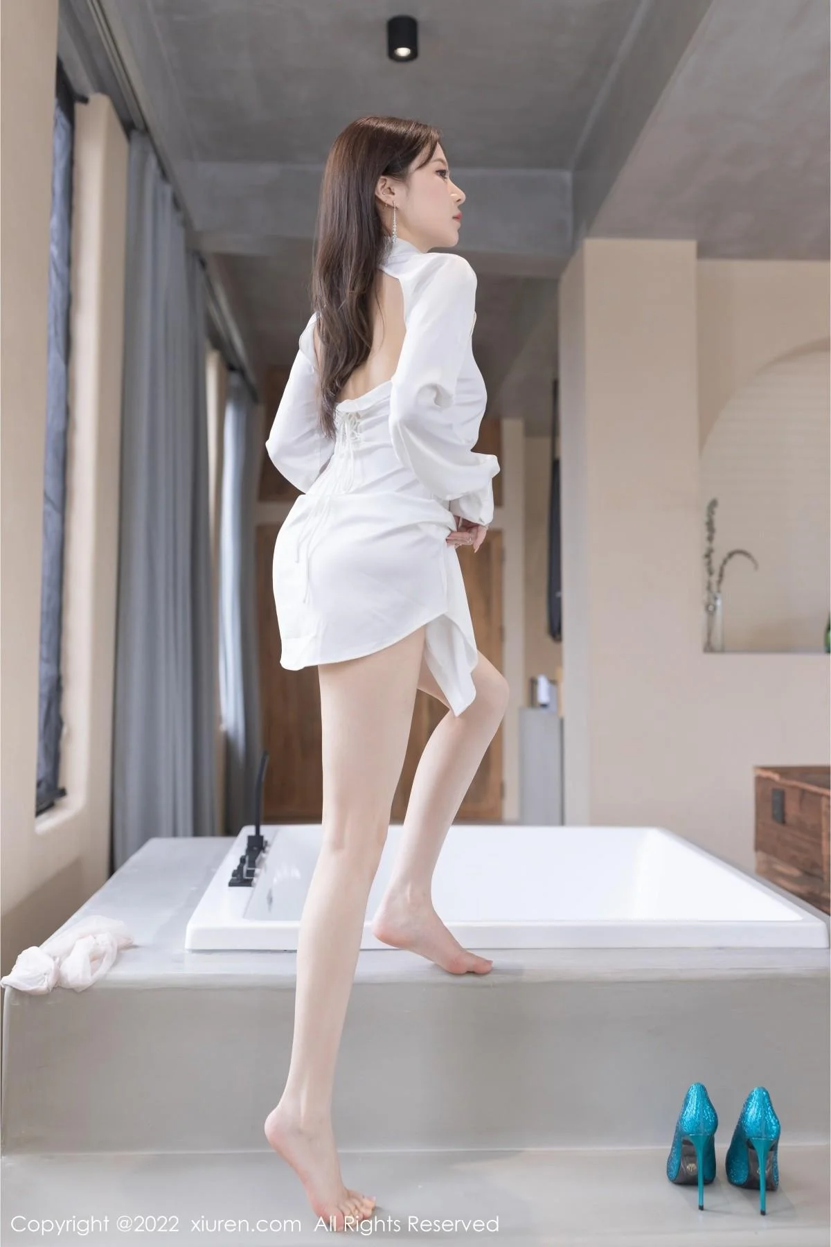 鱼子酱Fish云南旅拍性感白T配超薄肉丝秀婀娜身姿绝美写真 第 72 张