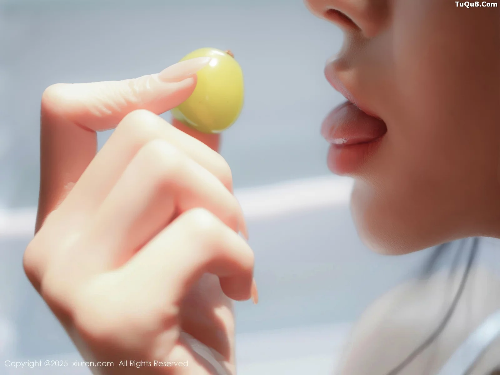 林嘉旎私房性感白色情趣内衣配白丝吊袜秀凹凸身材绝美写真 第 10 张