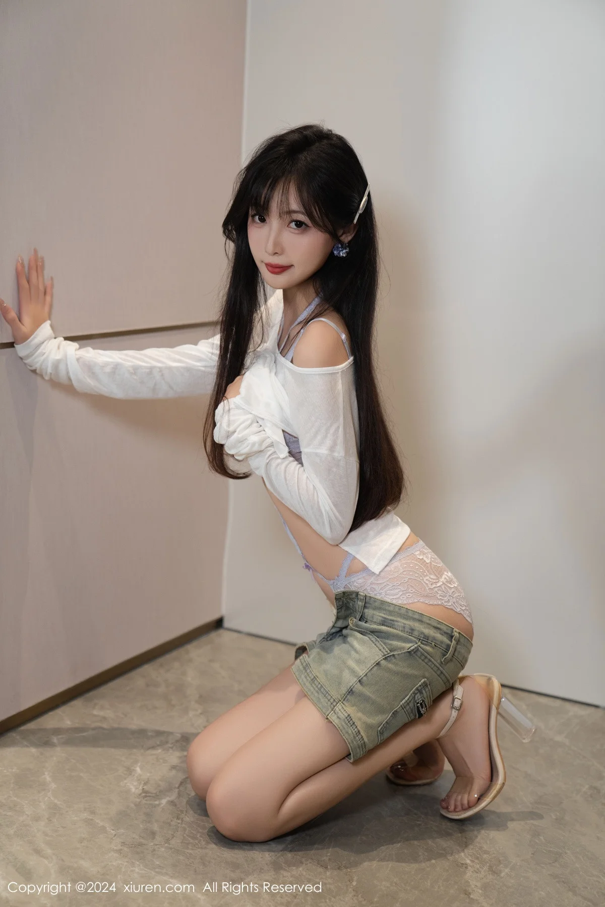 林星阑性感蓝色情趣内衣配超短牛仔裤秀曼妙身姿迷人写真 第 105 张