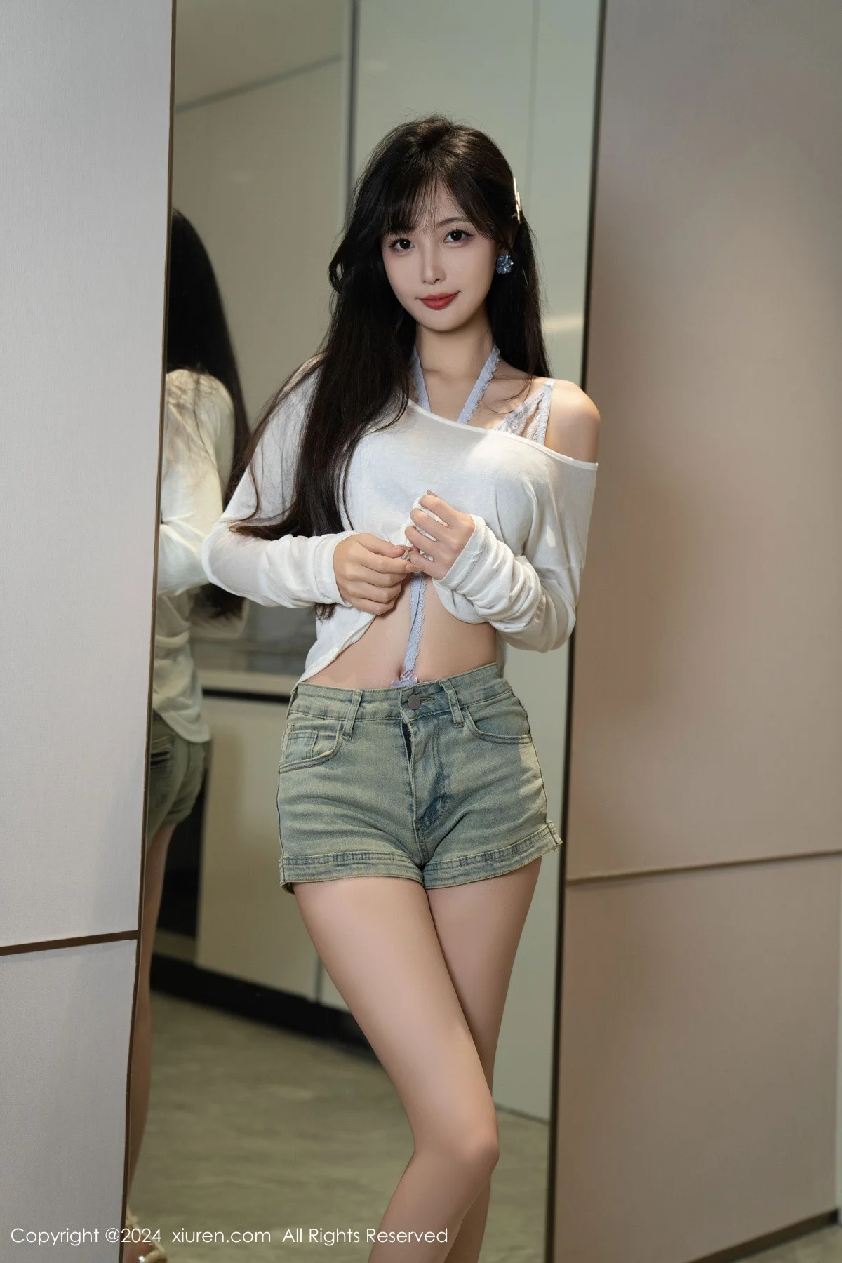 林星阑性感蓝色情趣内衣配超短牛仔裤秀曼妙身姿迷人写真 第 53 张