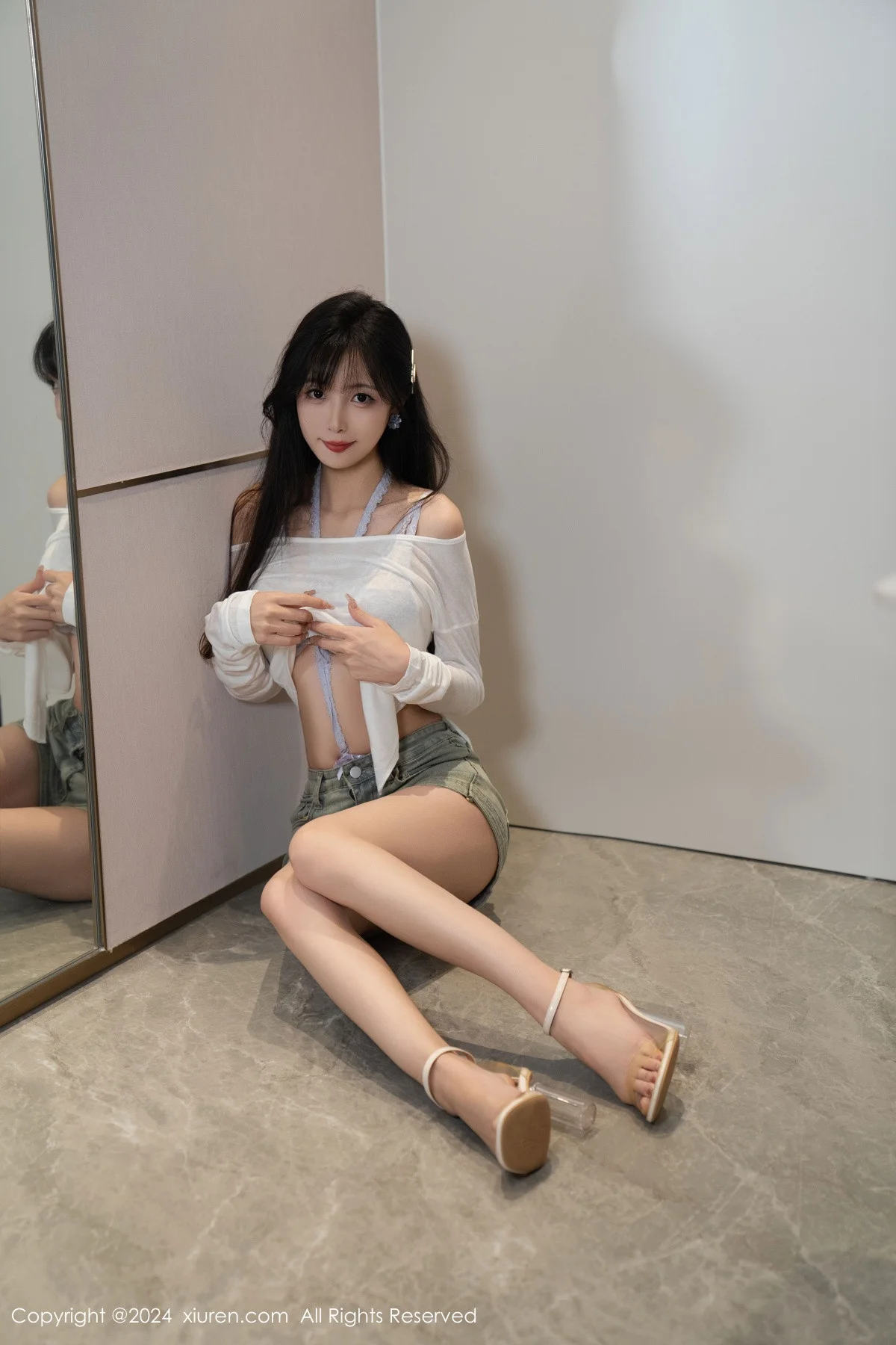 林星阑性感蓝色情趣内衣配超短牛仔裤秀曼妙身姿迷人写真 第 86 张